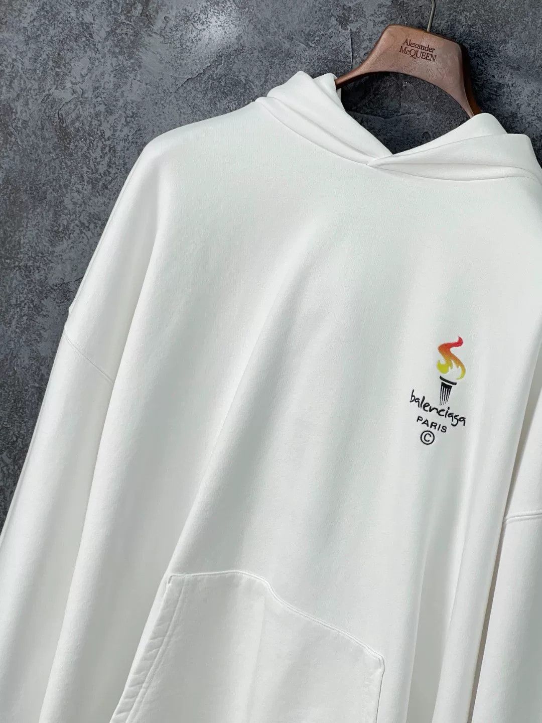 Balenciaga Balenciaga Retro Printed Hoodie xs Men Size US XS / EU 42 / 0 - 5 Thumbnail