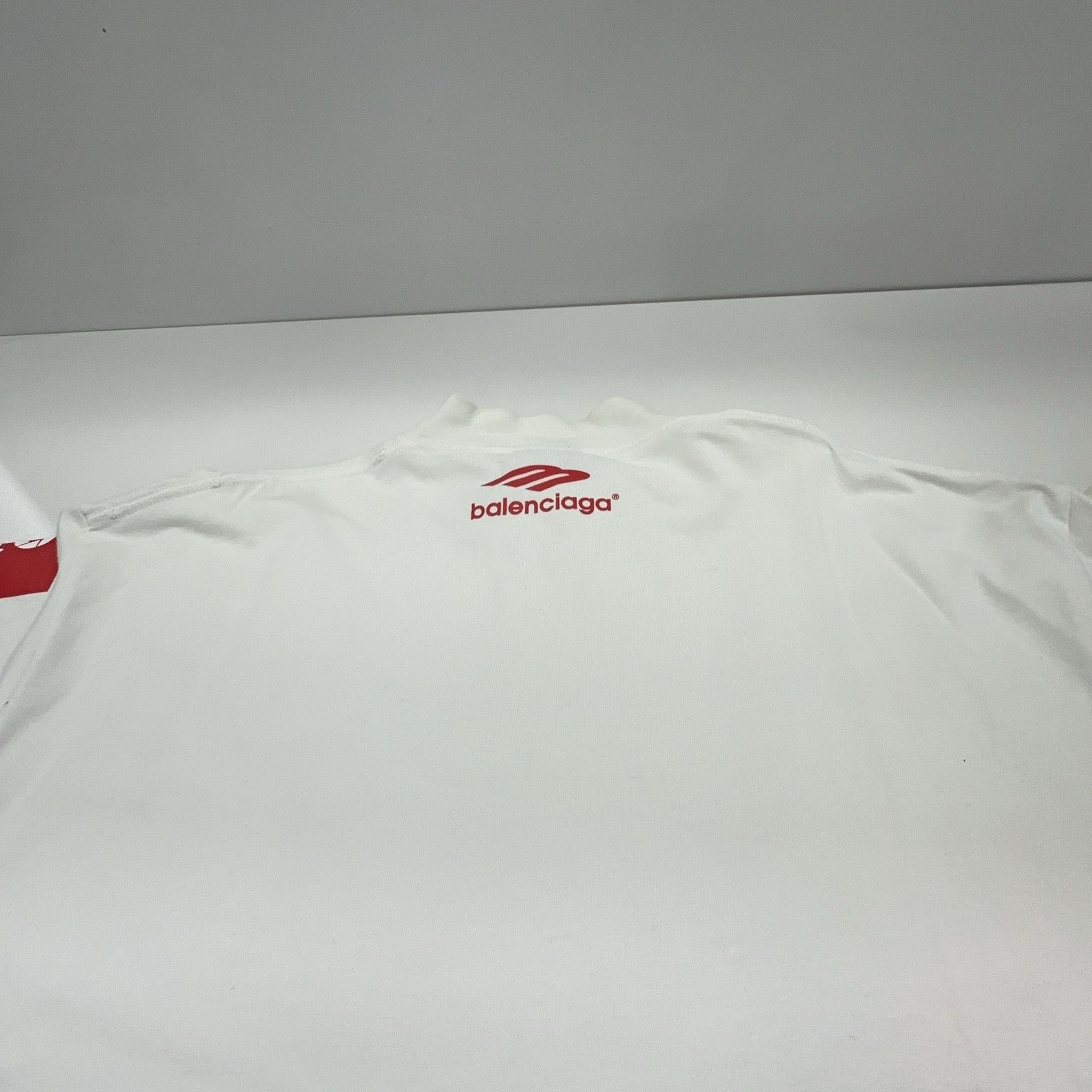 Balenciaga Balenciaga Top League Logo Print T-Shirt Size 2 Size US M / EU 48-50 / 2 - 13 Thumbnail