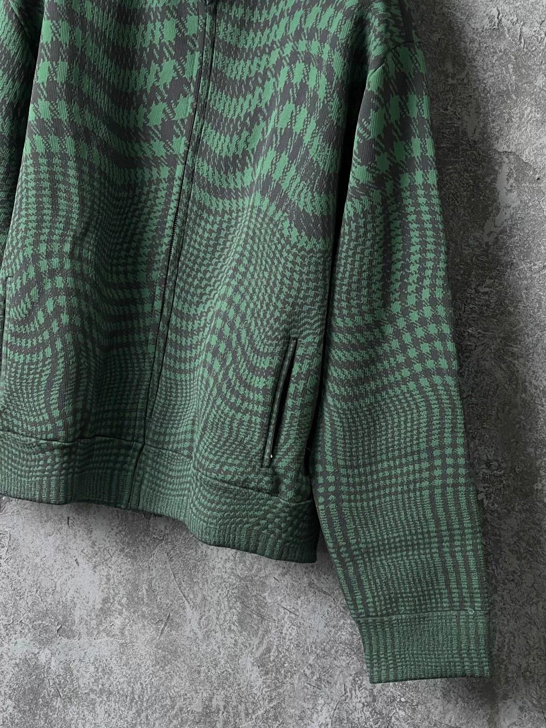 Burberry Burberry Green Sweater l Men Size US L / EU 52-54 / 3 - 5 Thumbnail