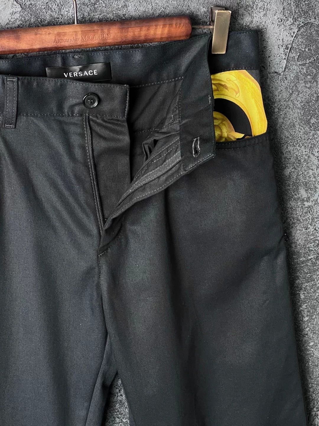 Versace Versace Casual Cotton Black Casual Pants 30 Men Size US 30 / EU 46 - 3 Thumbnail