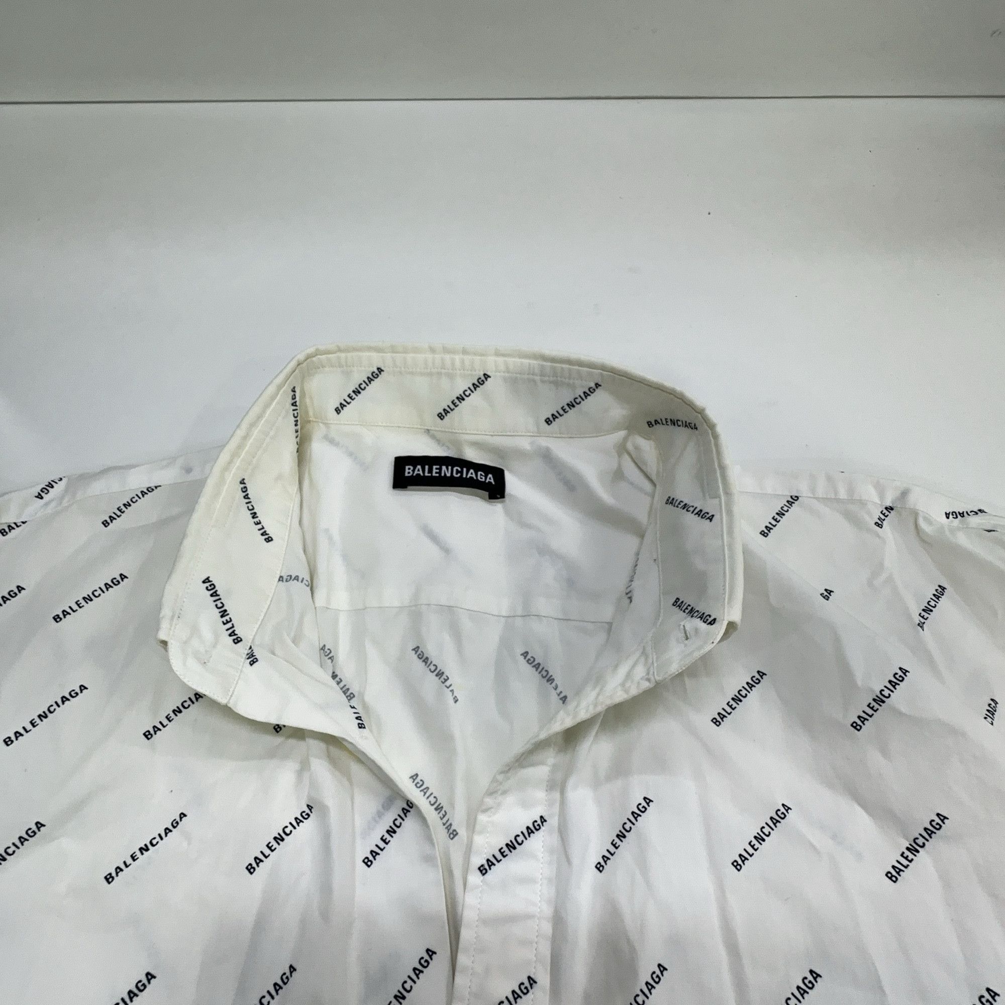Balenciaga Balenciaga All-Over Logo Long Sleeve Shirt 39 Size US M / EU 48-50 / 2 - 6 Thumbnail