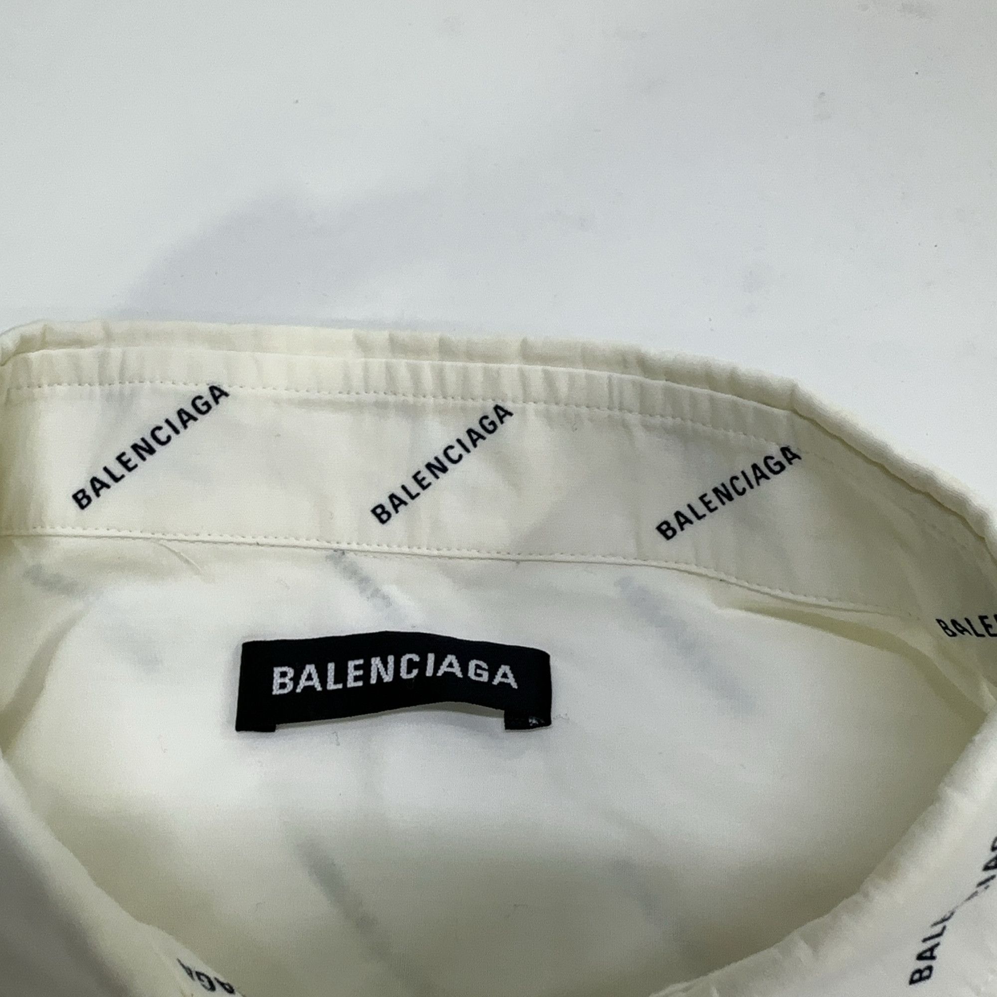 Balenciaga Balenciaga All-Over Logo Long Sleeve Shirt 39 Size US M / EU 48-50 / 2 - 4 Thumbnail