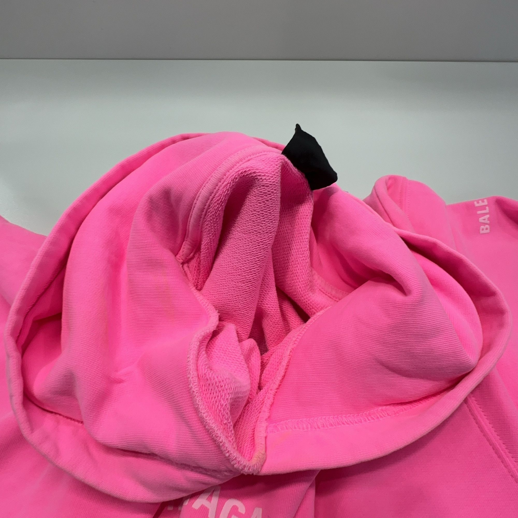 Balenciaga Balenciaga WFP Logo Print Hoodie Pink Size L Size US L / EU 52-54 / 3 - 9 Thumbnail