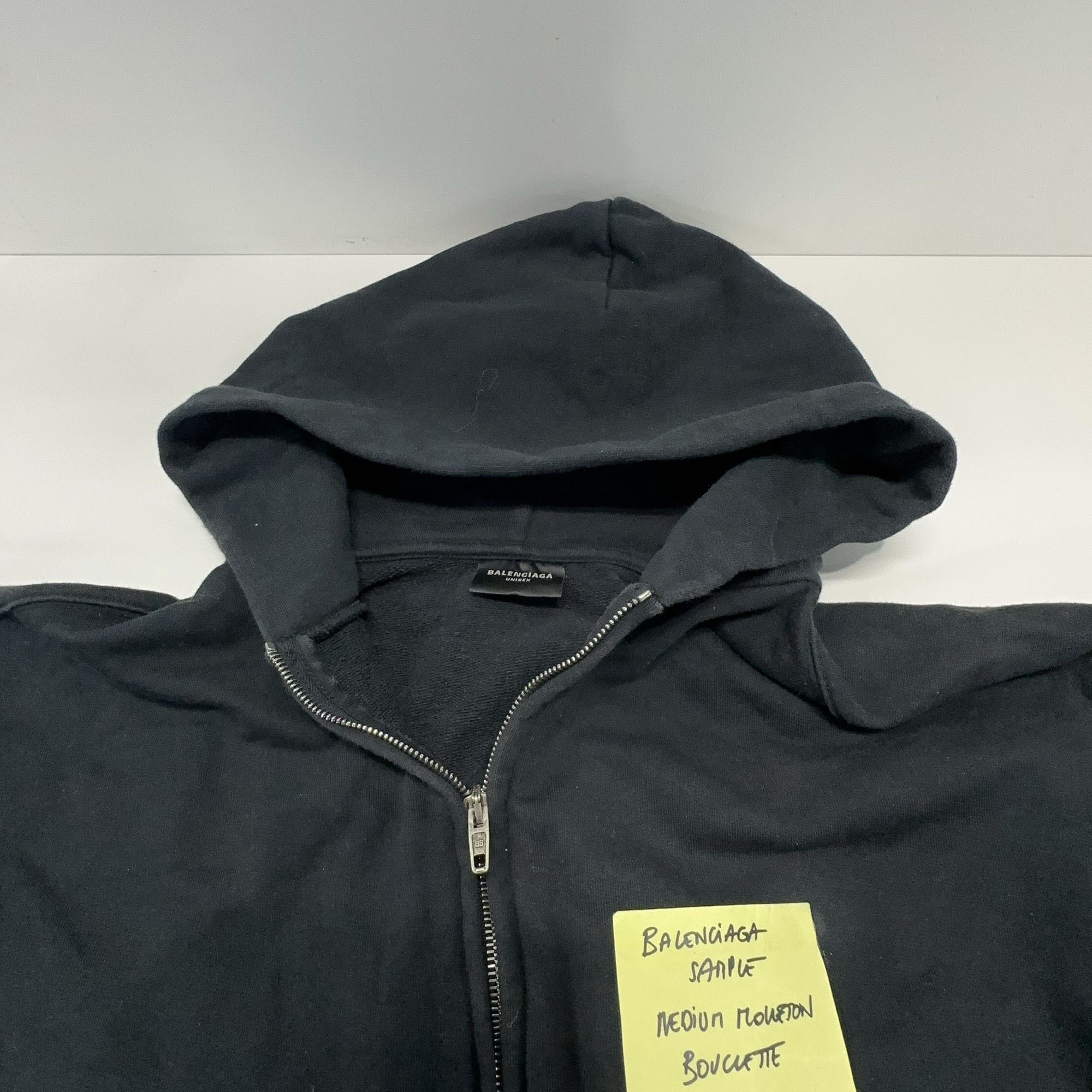 Balenciaga Balenciaga Solid Label Zip-Up Hoodie Size S Size US S / EU 44-46 / 1 - 7 Thumbnail
