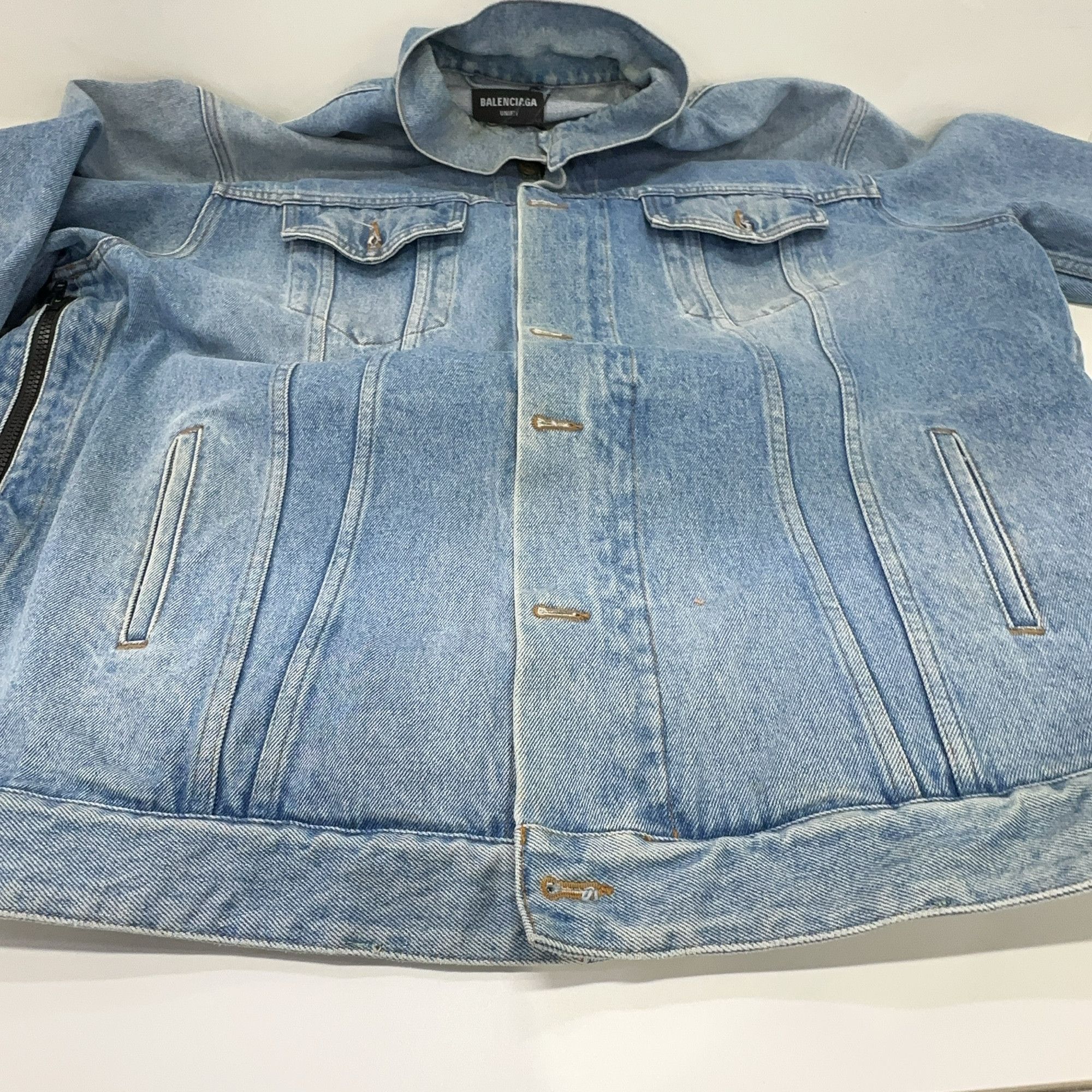 Balenciaga Balenciaga Vintage Wash Denim Jacket M Size US M / EU 48-50 / 2 - 8 Thumbnail