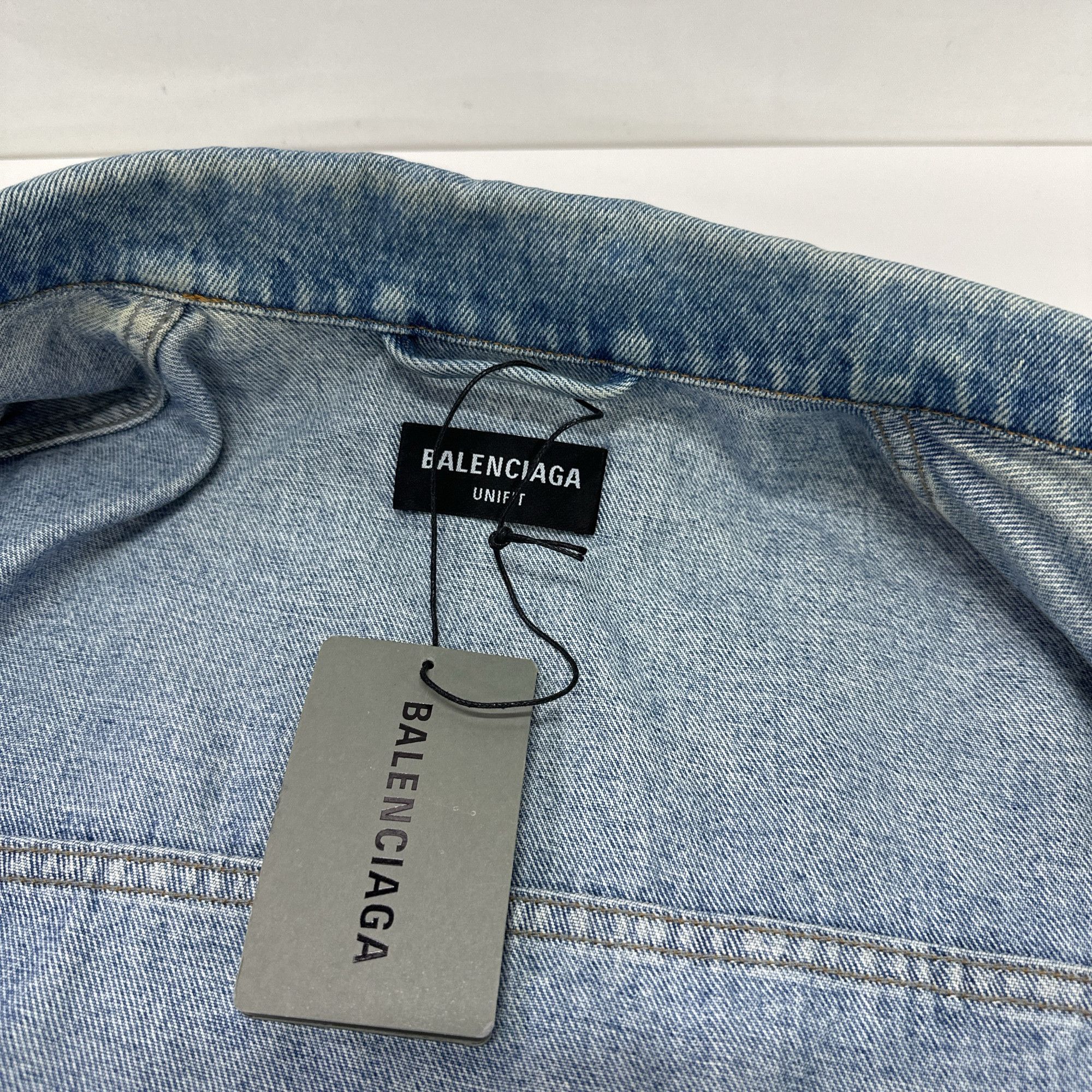 Balenciaga Balenciaga Vintage Wash Denim Jacket M Size US M / EU 48-50 / 2 - 4 Thumbnail