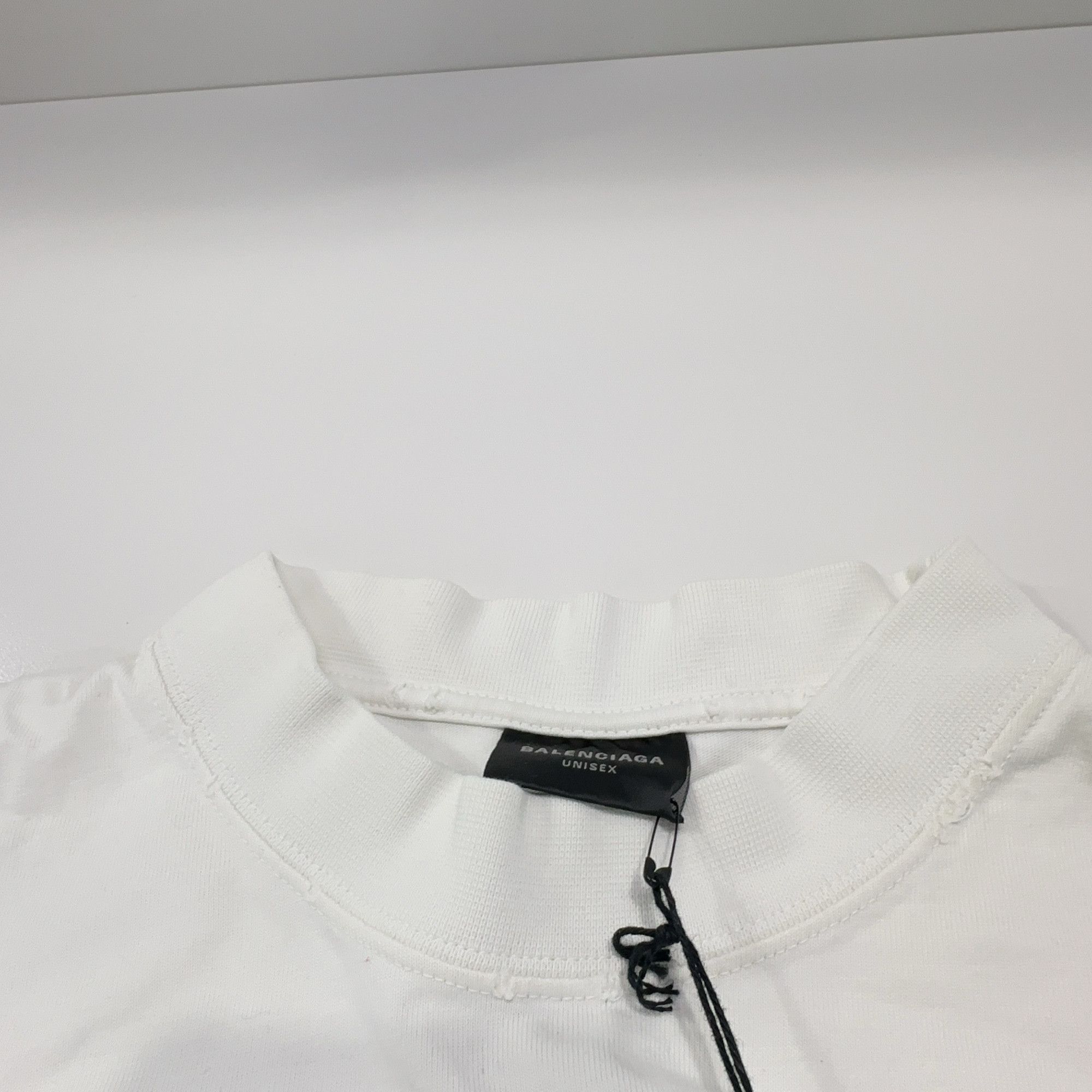 Balenciaga Balenciaga EST 1917 Crest Logo T-Shirt M Size US M / EU 48-50 / 2 - 10 Thumbnail