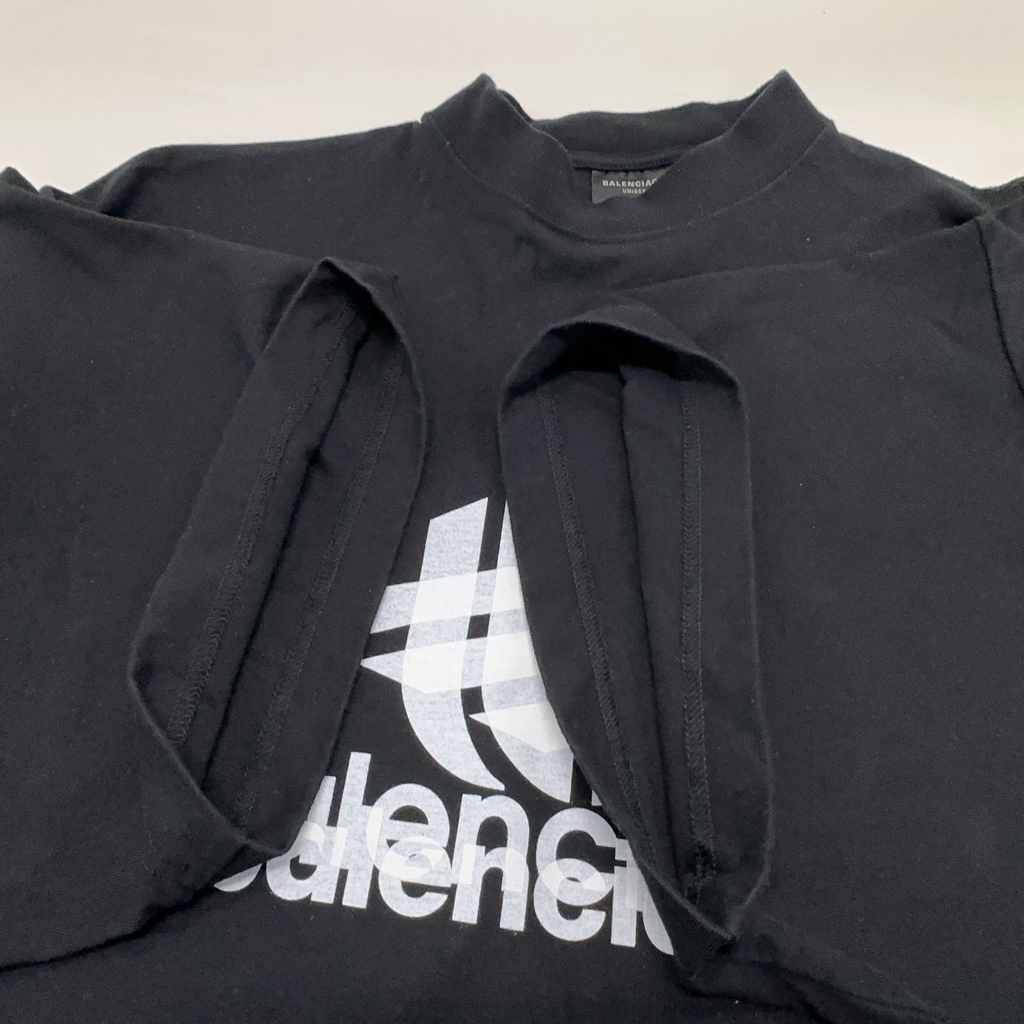 Balenciaga Balenciaga Logo Print SS23 T-Shirt Size 3 Size US L / EU 52-54 / 3 - 12 Thumbnail