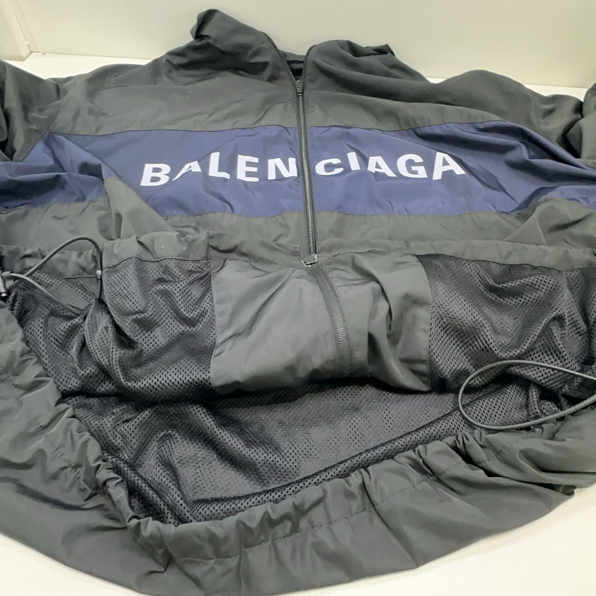 Balenciaga Balenciaga Logo Colorblock Zip Jacket XS Size XS / US 0-2 / IT 36-38 - 11 Thumbnail