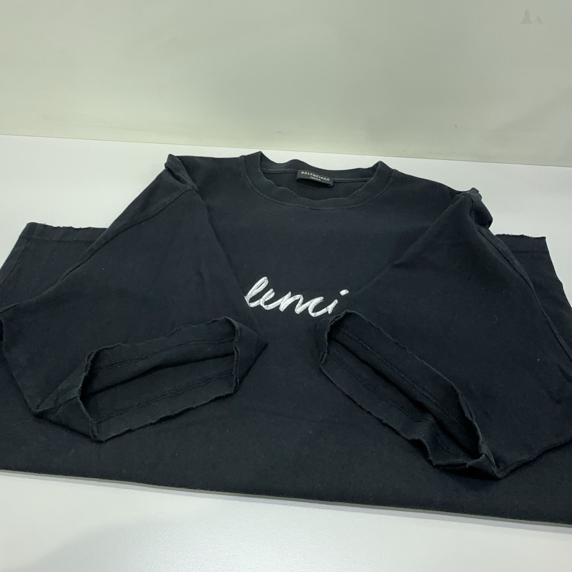 Balenciaga Balenciaga Handwriting Logo T-Shirt Size XL Size US XL / EU 56 / 4 - 9 Thumbnail
