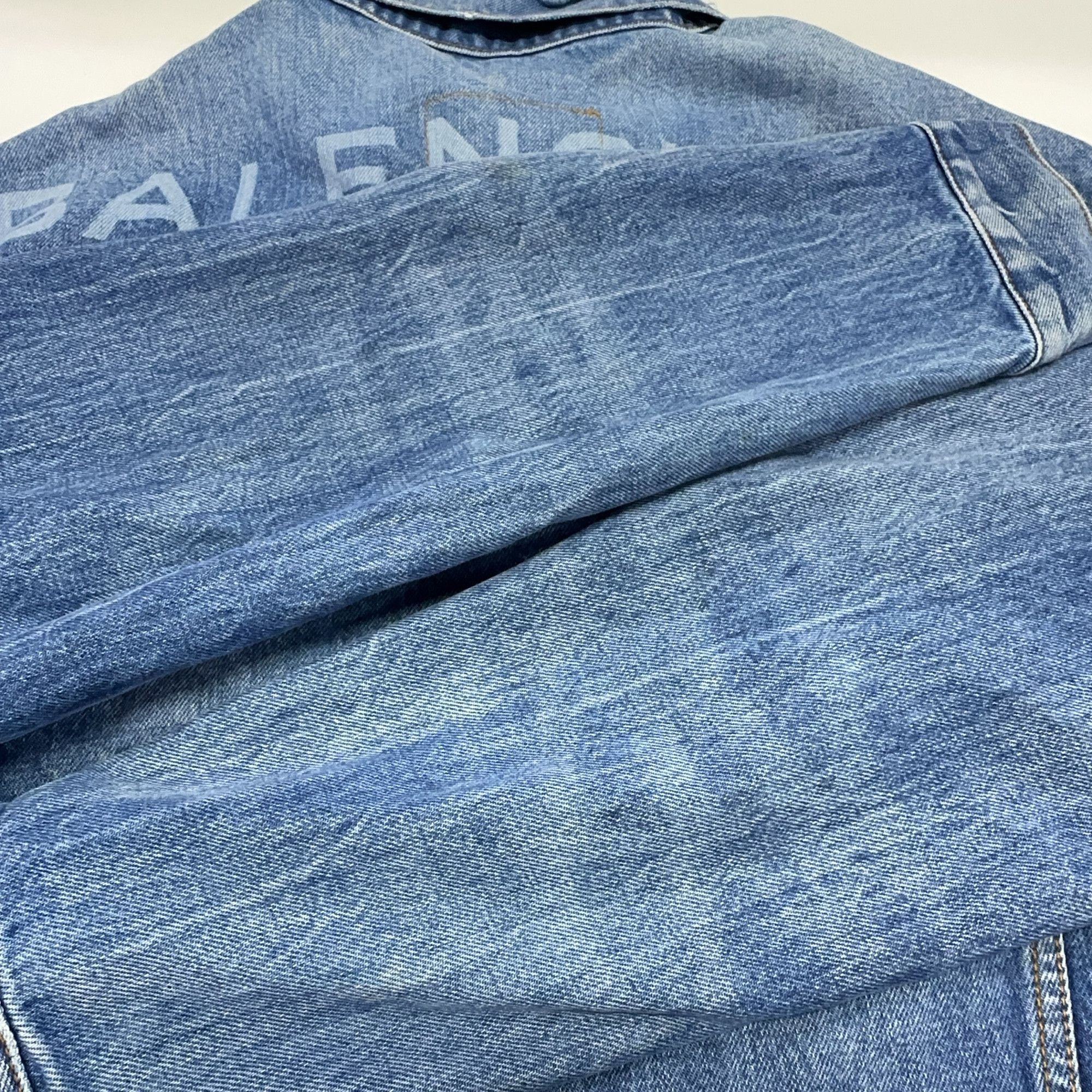 Balenciaga Balenciaga Back Logo Denim Jacket Size 34 Size XS / US 0-2 / IT 36-38 - 8 Thumbnail