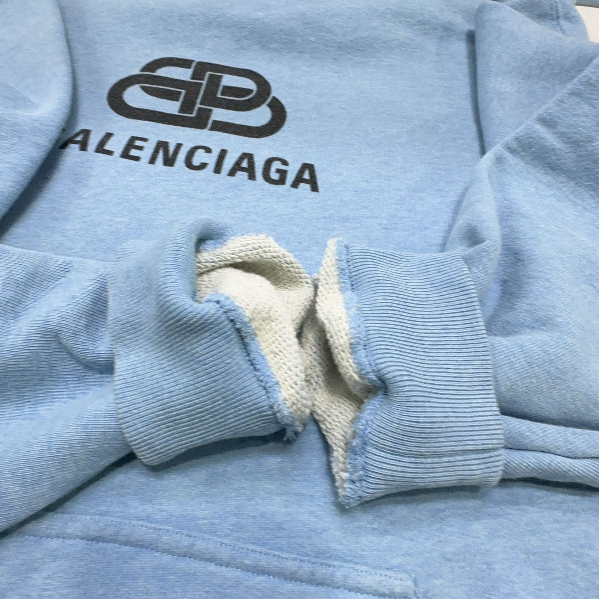 Balenciaga Balenciaga Logo Printed Hoodie Size M Size US M / EU 48-50 / 2 - 10 Thumbnail
