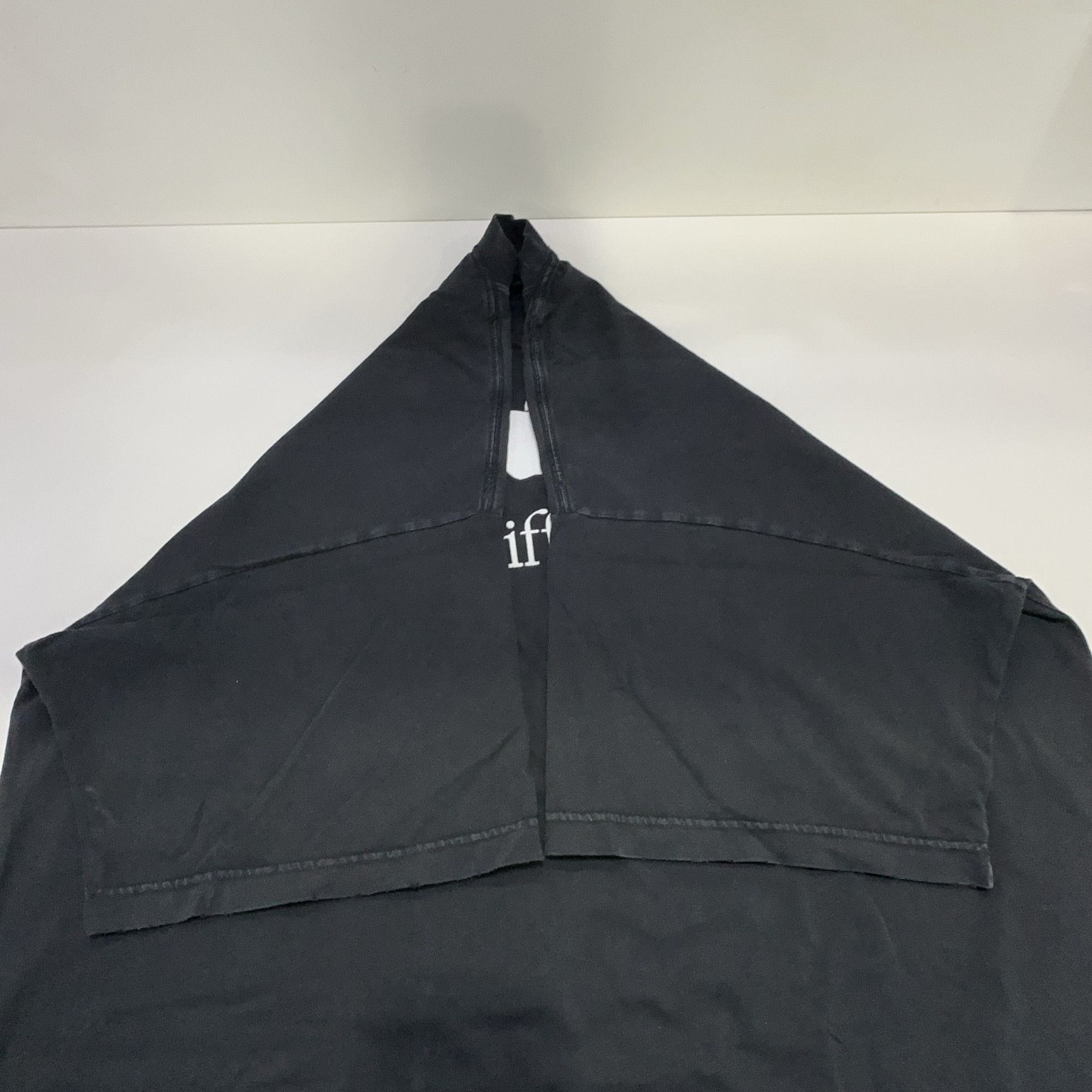 Balenciaga Balenciaga Be Different Apple Logo T-Shirt Size 2 Size US M / EU 48-50 / 2 - 11 Thumbnail