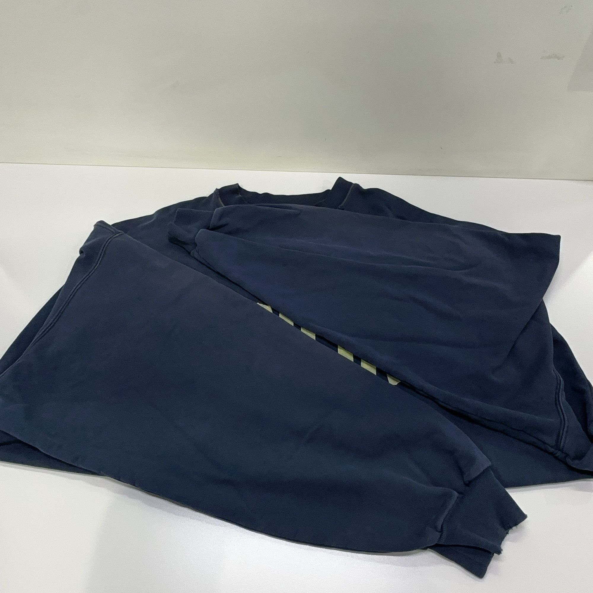 Balenciaga Balenciaga Tape Logo Sweatshirt Size 1 Size US S / EU 44-46 / 1 - 8 Thumbnail