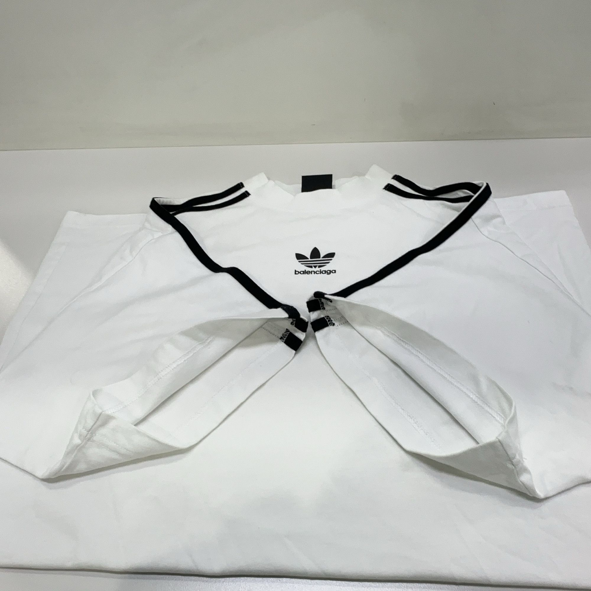 Balenciaga Balenciaga x Adidas Three Stripes T-Shirt Size 2 Size US M / EU 48-50 / 2 - 9 Thumbnail