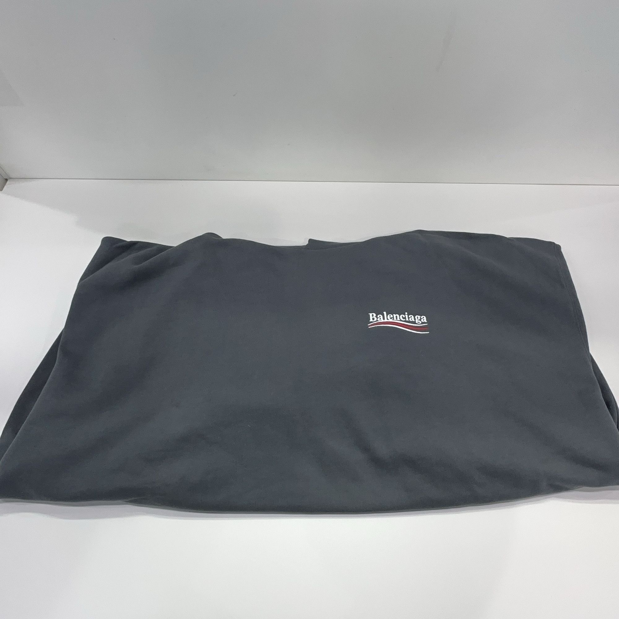 Balenciaga Balenciaga Political Campaign Logo Hoodie L Size US L / EU 52-54 / 3 - 9 Thumbnail