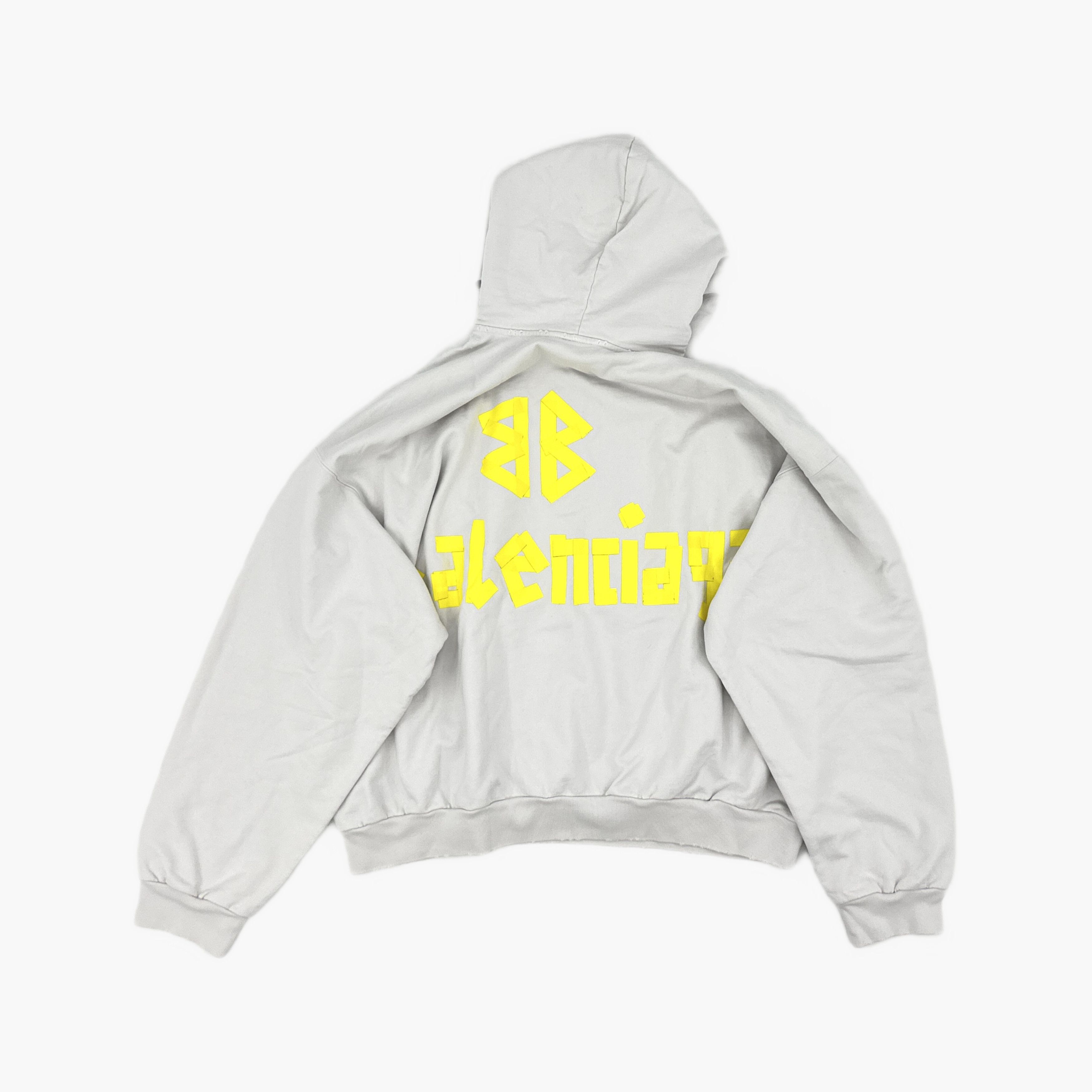 Balenciaga Balenciaga Distressed Logo Printed Hoodie S Size US S / EU 44-46 / 1 - 3 Thumbnail
