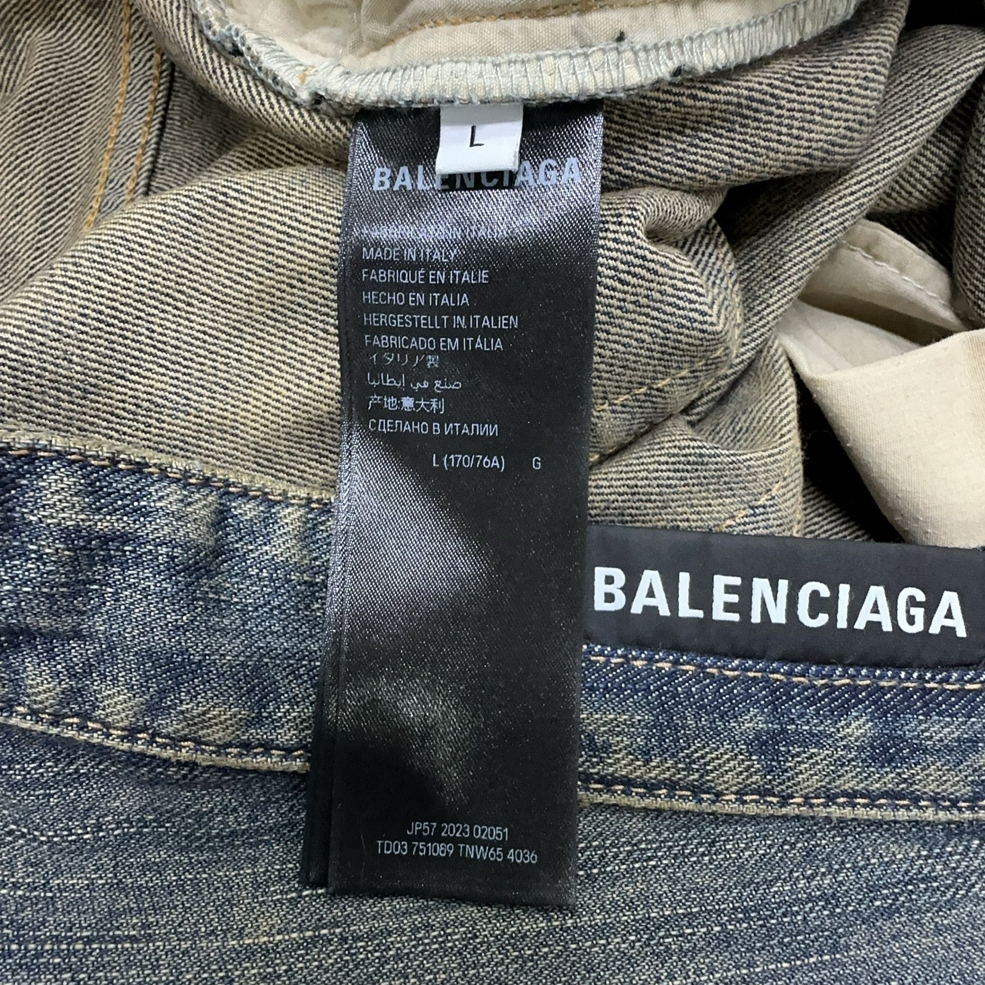 Balenciaga Balenciaga Distressed Bootcut Jeans L Size 30" / US 8 / IT 44 - 4 Thumbnail