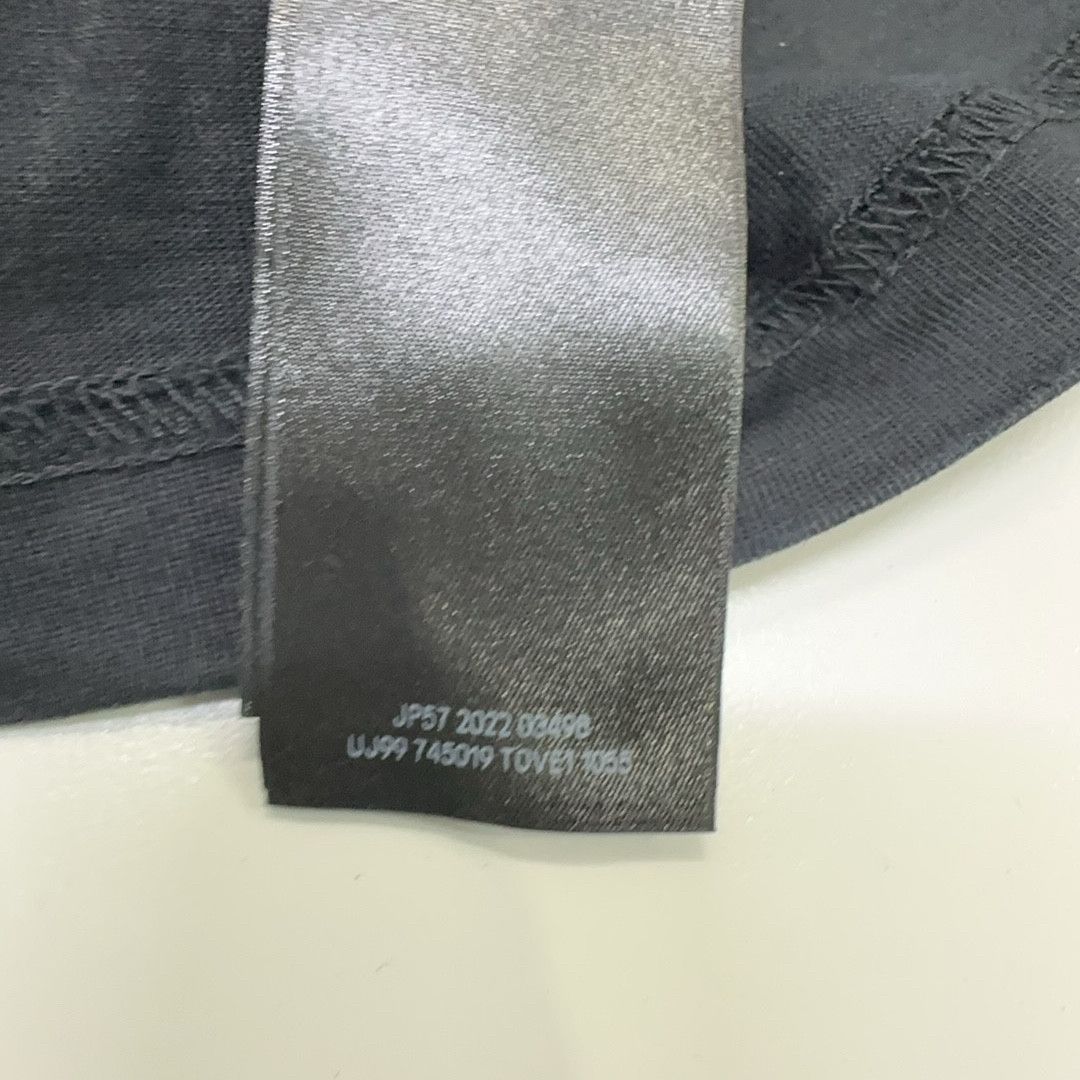 Balenciaga Balenciaga Gothic Logo Graphic T-Shirt L Size L / US 10 / IT 46 - 5 Thumbnail