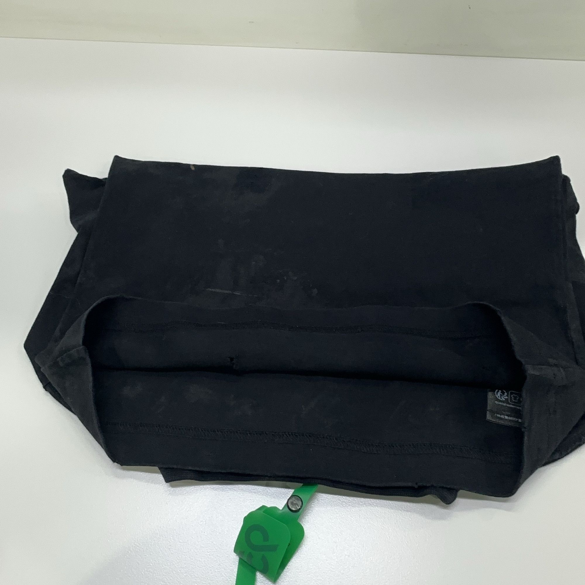Balenciaga Balenciaga Gothic Logo Graphic T-Shirt L Size L / US 10 / IT 46 - 11 Thumbnail