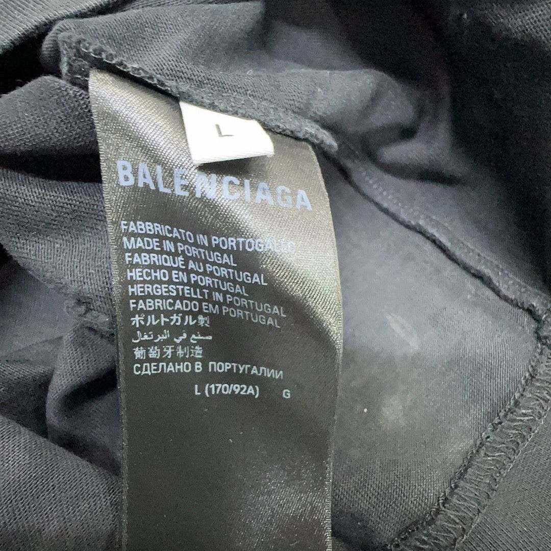 Balenciaga Balenciaga Gothic Logo Graphic T-Shirt L Size L / US 10 / IT 46 - 4 Thumbnail