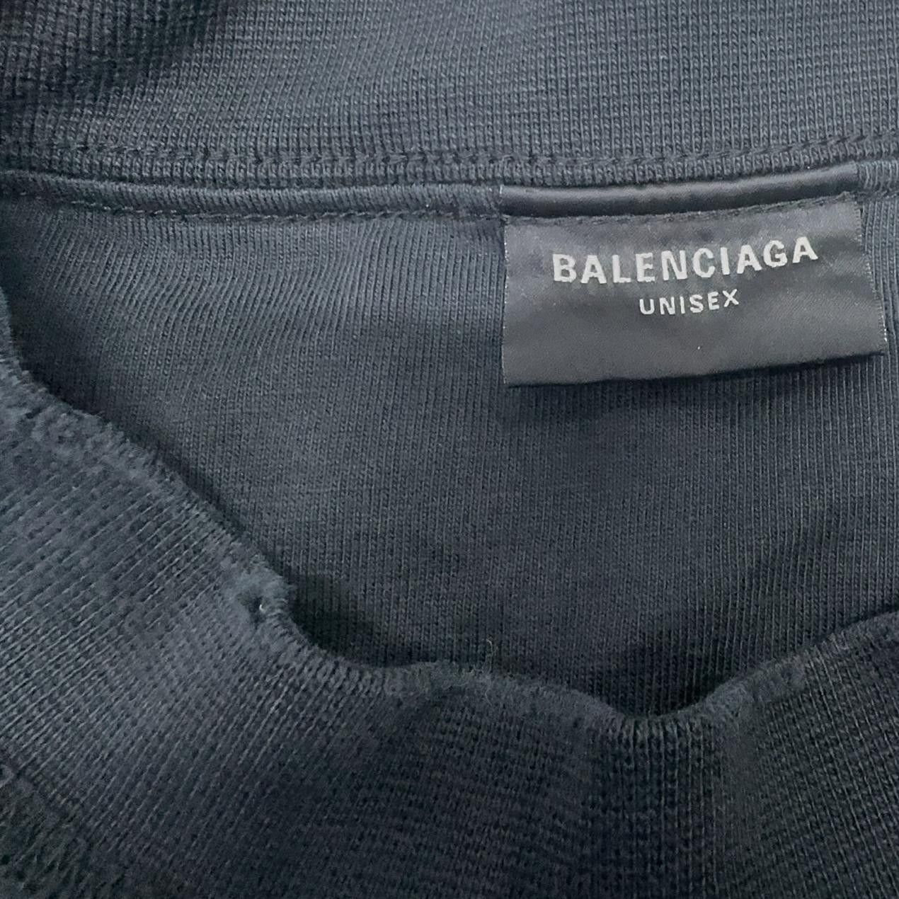 Balenciaga Balenciaga Distressed Logo T-Shirt Size 2 Size US M / EU 48-50 / 2 - 11 Thumbnail