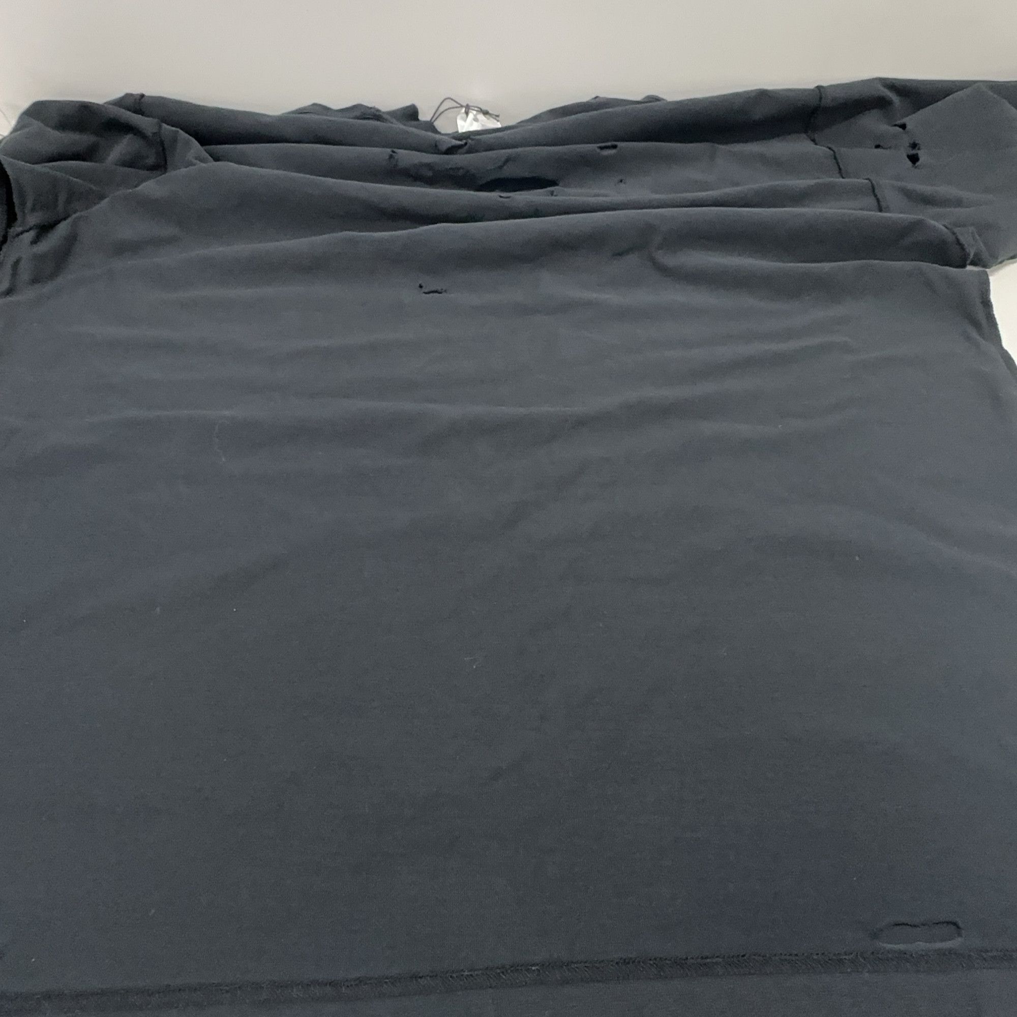 Balenciaga Balenciaga Distressed Logo T-Shirt Size 2 Size US M / EU 48-50 / 2 - 18 Thumbnail