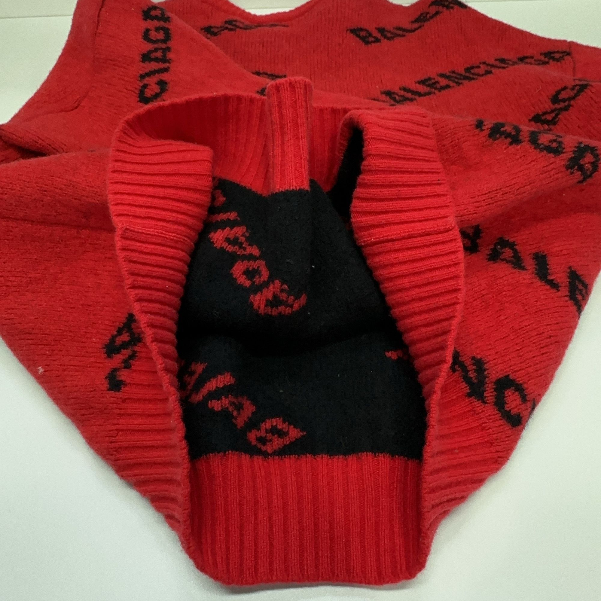 Balenciaga Balenciaga Logo Print Wool Sweater Size M Size US M / EU 48-50 / 2 - 11 Thumbnail