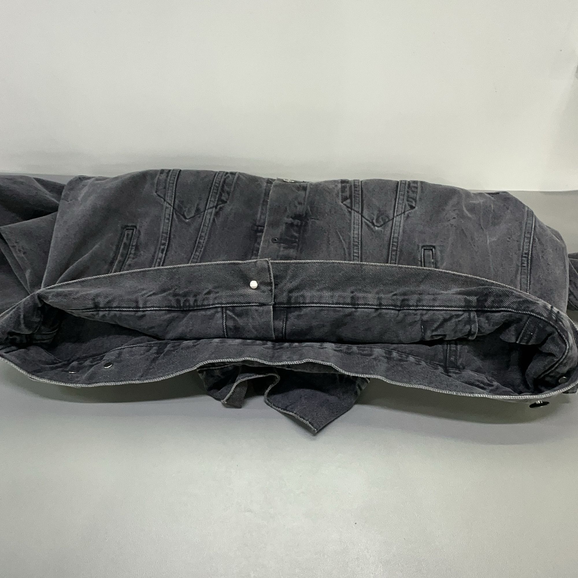 Balenciaga Balenciaga Heart Logo Denim Jacket XS Size XS / US 0-2 / IT 36-38 - 9 Thumbnail
