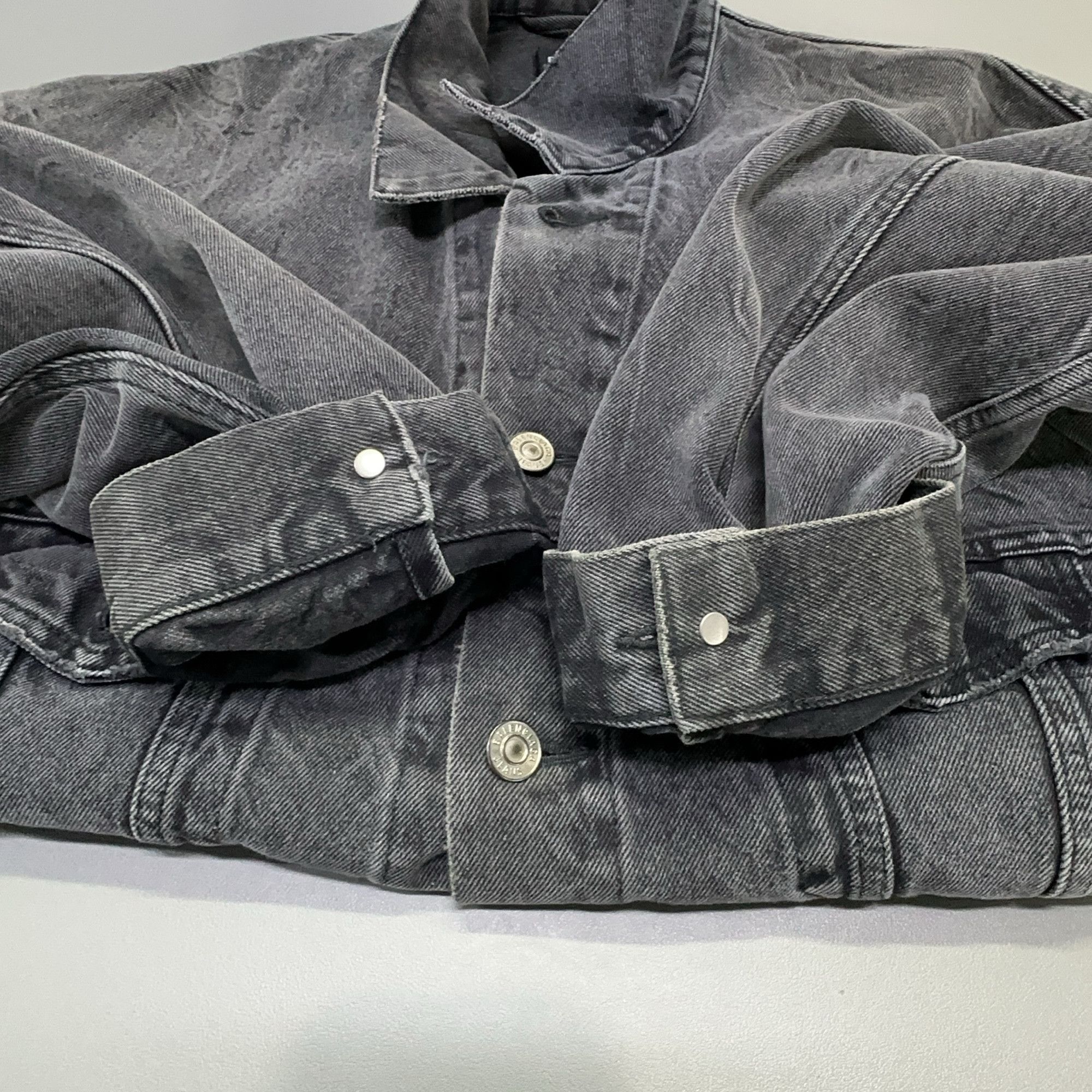 Balenciaga Balenciaga Heart Logo Denim Jacket XS Size XS / US 0-2 / IT 36-38 - 8 Thumbnail