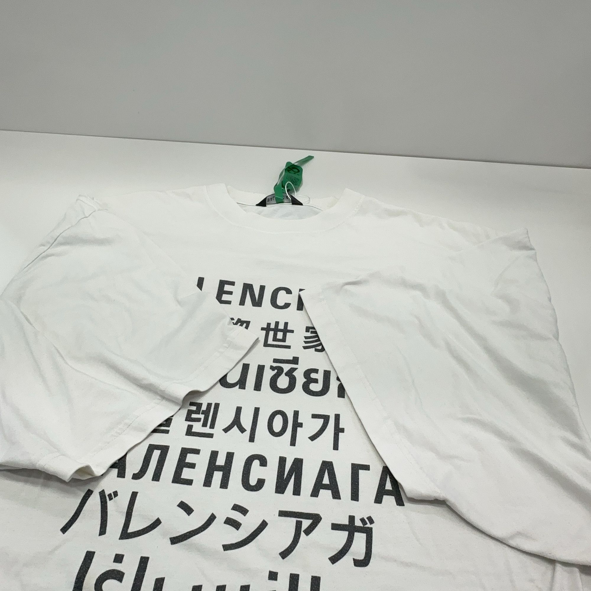 Balenciaga Balenciaga Multi Language Graphic T-Shirt M Size M / US 6-8 / IT 42-44 - 10 Thumbnail