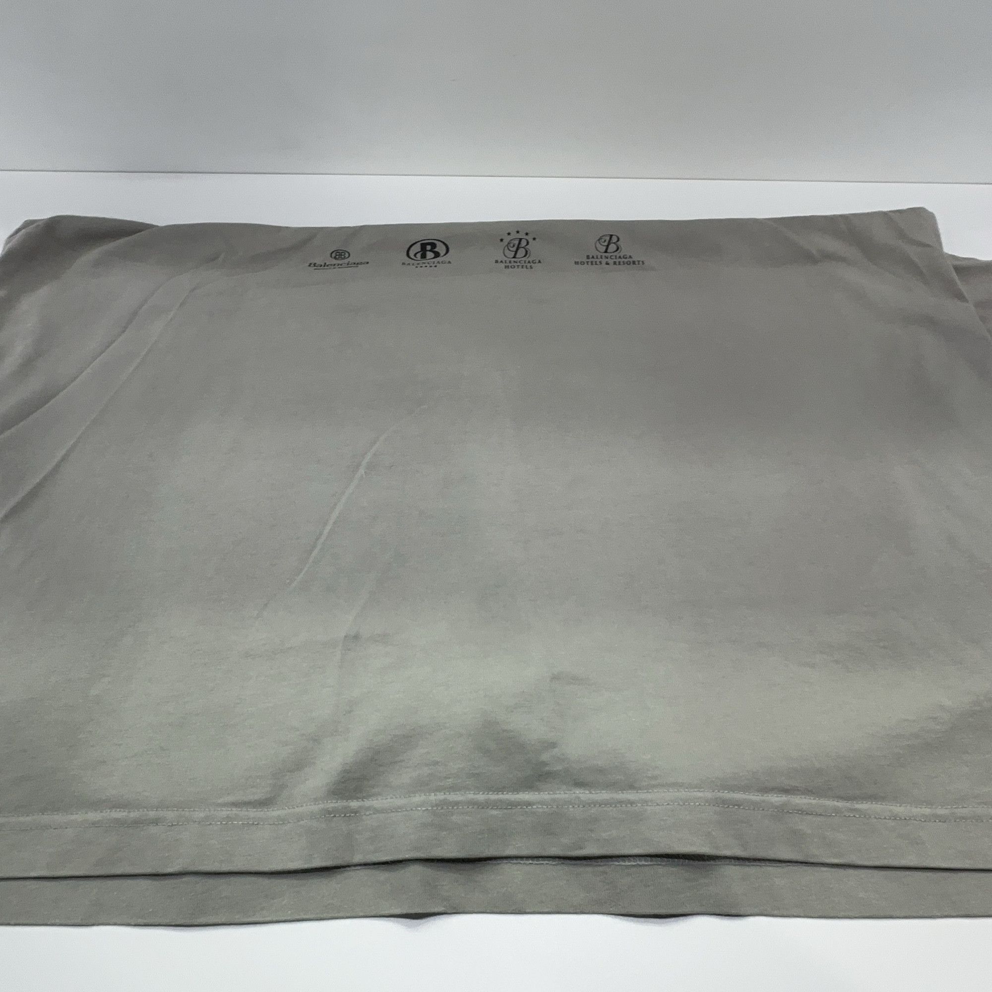 Balenciaga Balenciaga Multi-Logo Printed T-Shirt Size 4 Size US XL / EU 56 / 4 - 8 Thumbnail