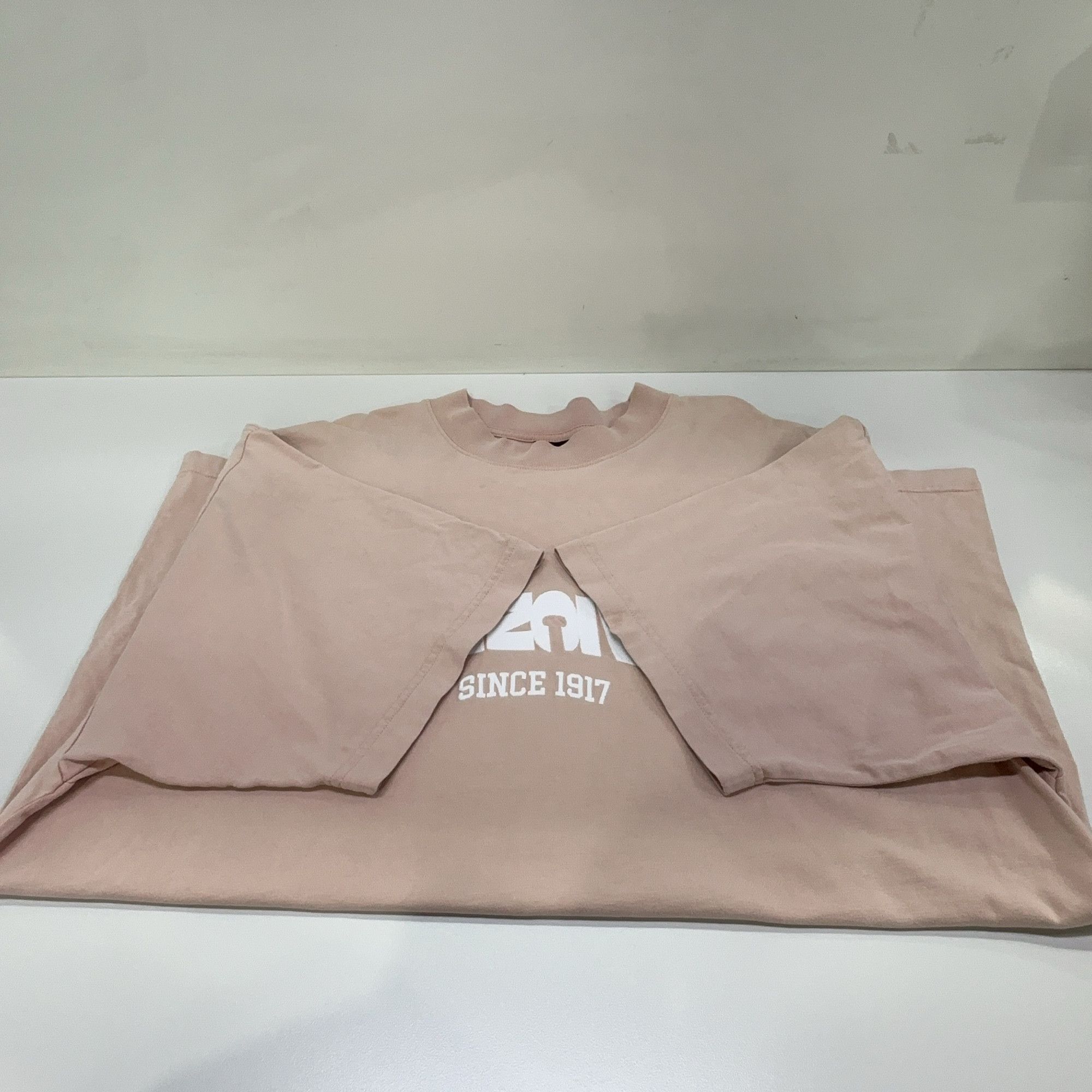 Balenciaga Balenciaga Since 1917 Logo T-Shirt Size M Size US M / EU 48-50 / 2 - 8 Thumbnail