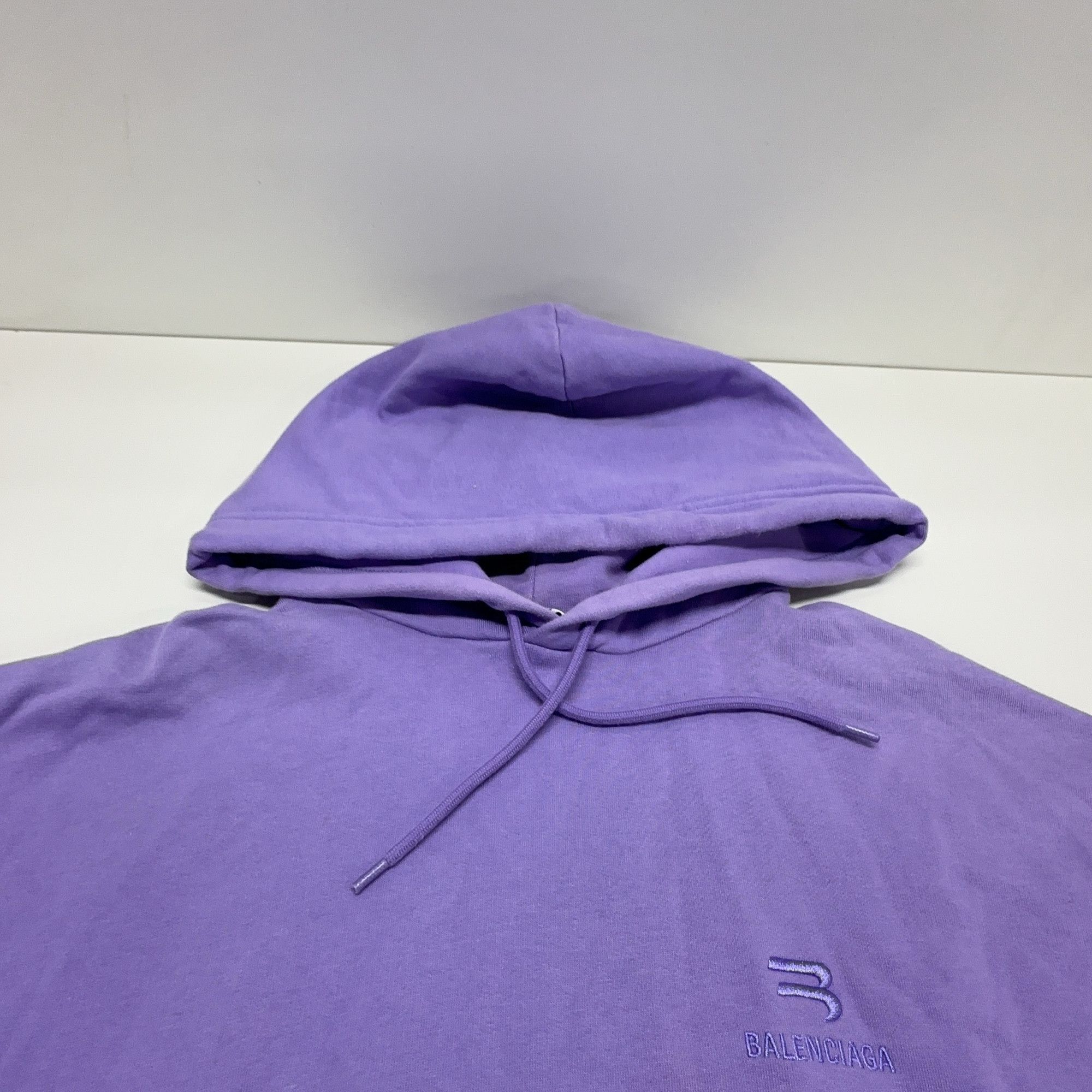 Balenciaga Balenciaga Logo Embroidered Hoodie Size M Size US M / EU 48-50 / 2 - 7 Thumbnail