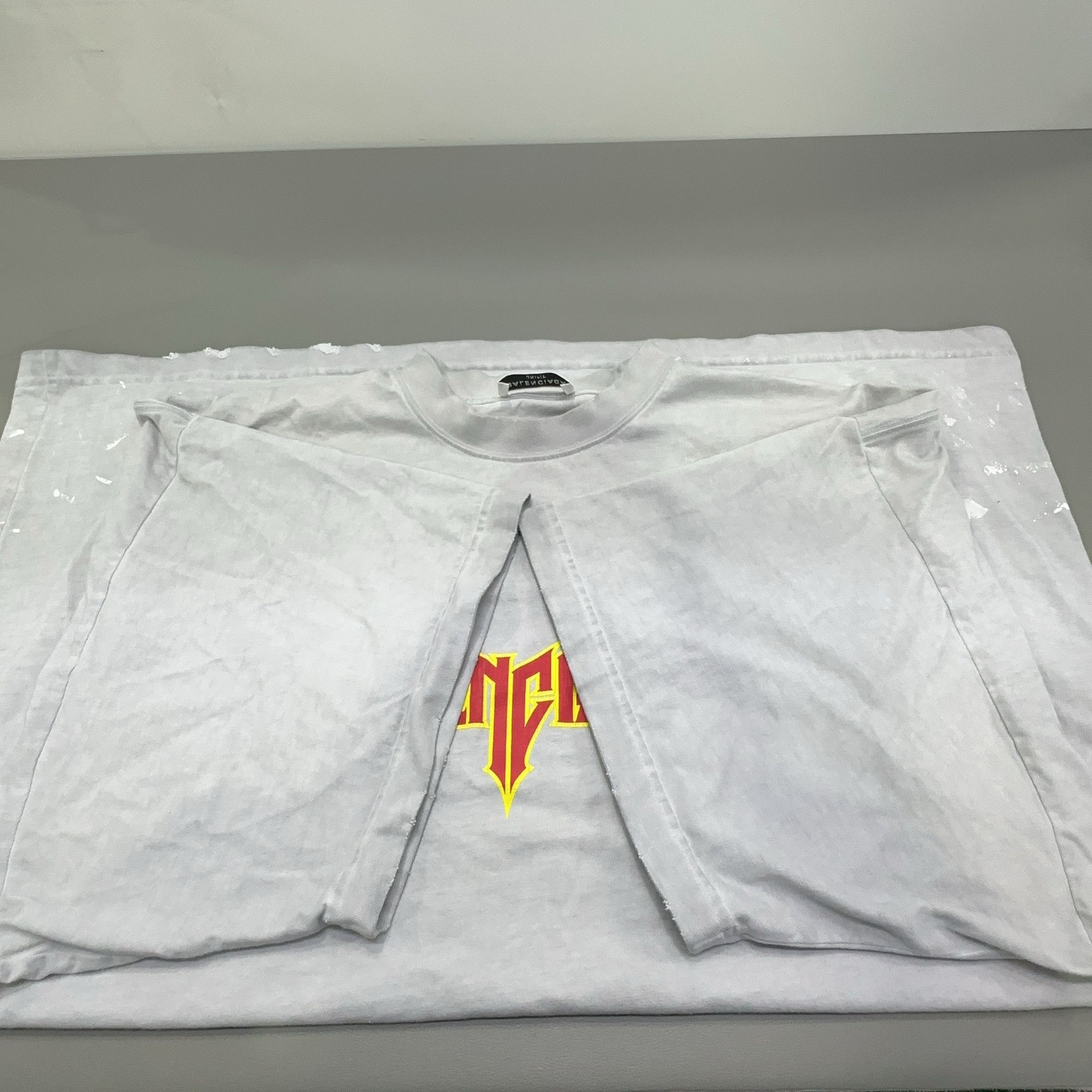 Balenciaga Balenciaga Metallica Lightning Logo T-Shirt Size 4 Size US XL / EU 56 / 4 - 7 Thumbnail