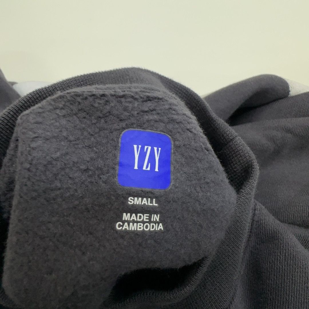 Balenciaga × Gap × Yeezy Yeezy Gap Dove Padded Heavy Fleece Tee Size S Size US S / EU 44-46 / 1 - 3 Thumbnail
