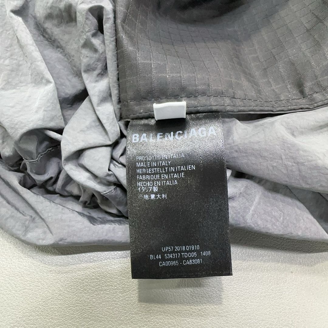 Balenciaga Balenciaga Logo Colorblock Windbreaker Jacket 52 Size US L / EU 52-54 / 3 - 4 Thumbnail