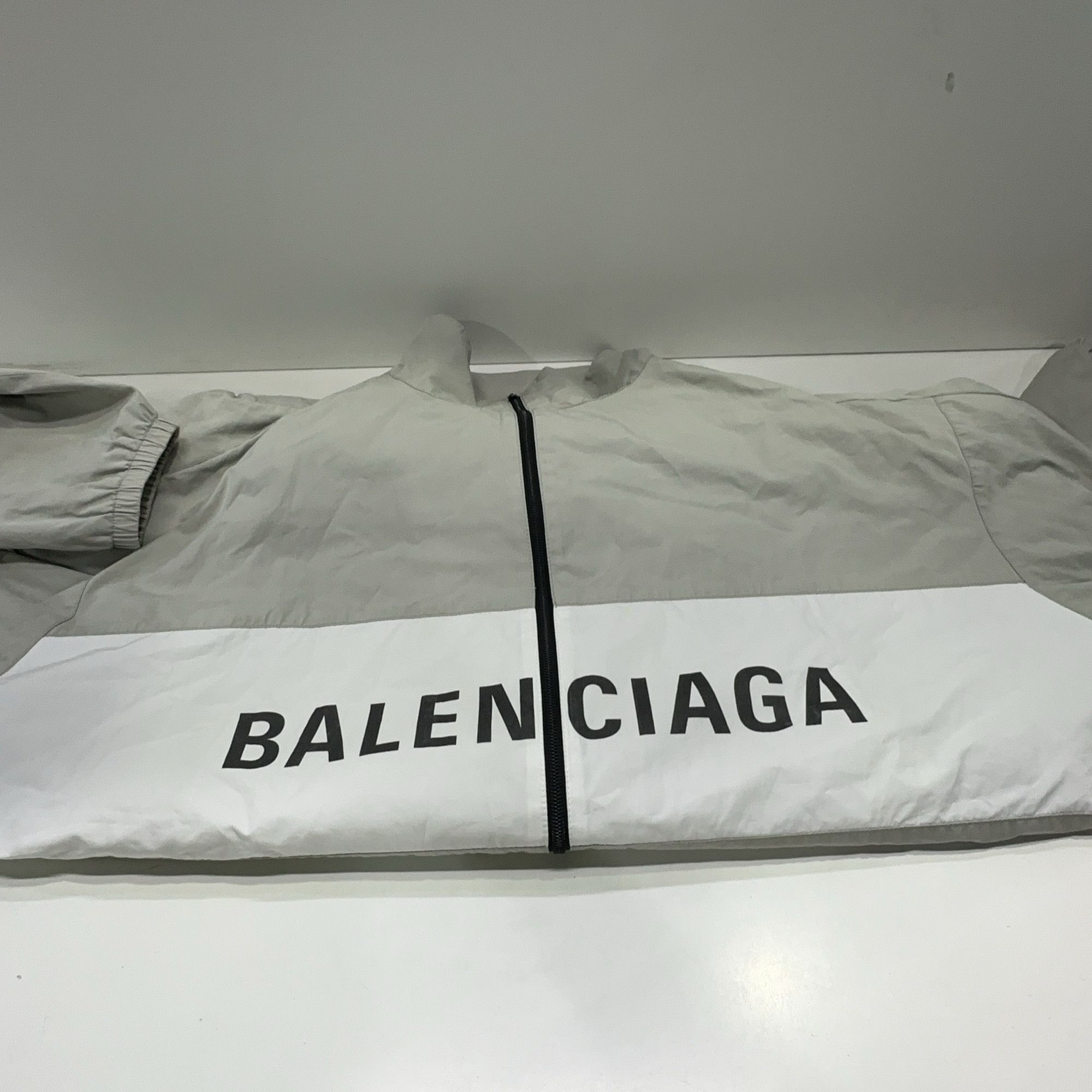 Balenciaga Balenciaga Logo Print Zip-Up Jacket S Size US S / EU 44-46 / 1 - 10 Thumbnail