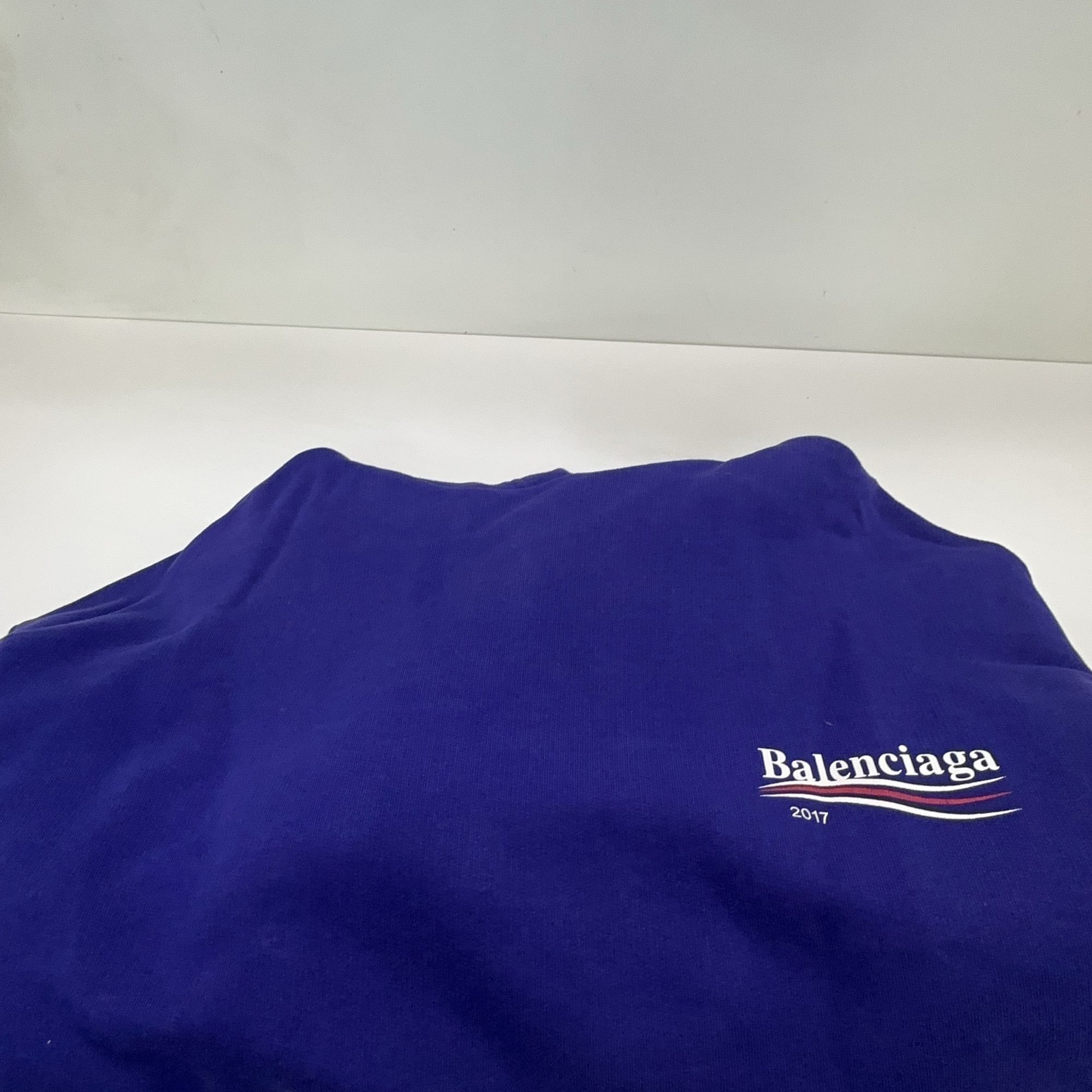 Balenciaga Balenciaga 2017 Campaign Logo Hoodie Purple XS Size US XS / EU 42 / 0 - 19 Thumbnail