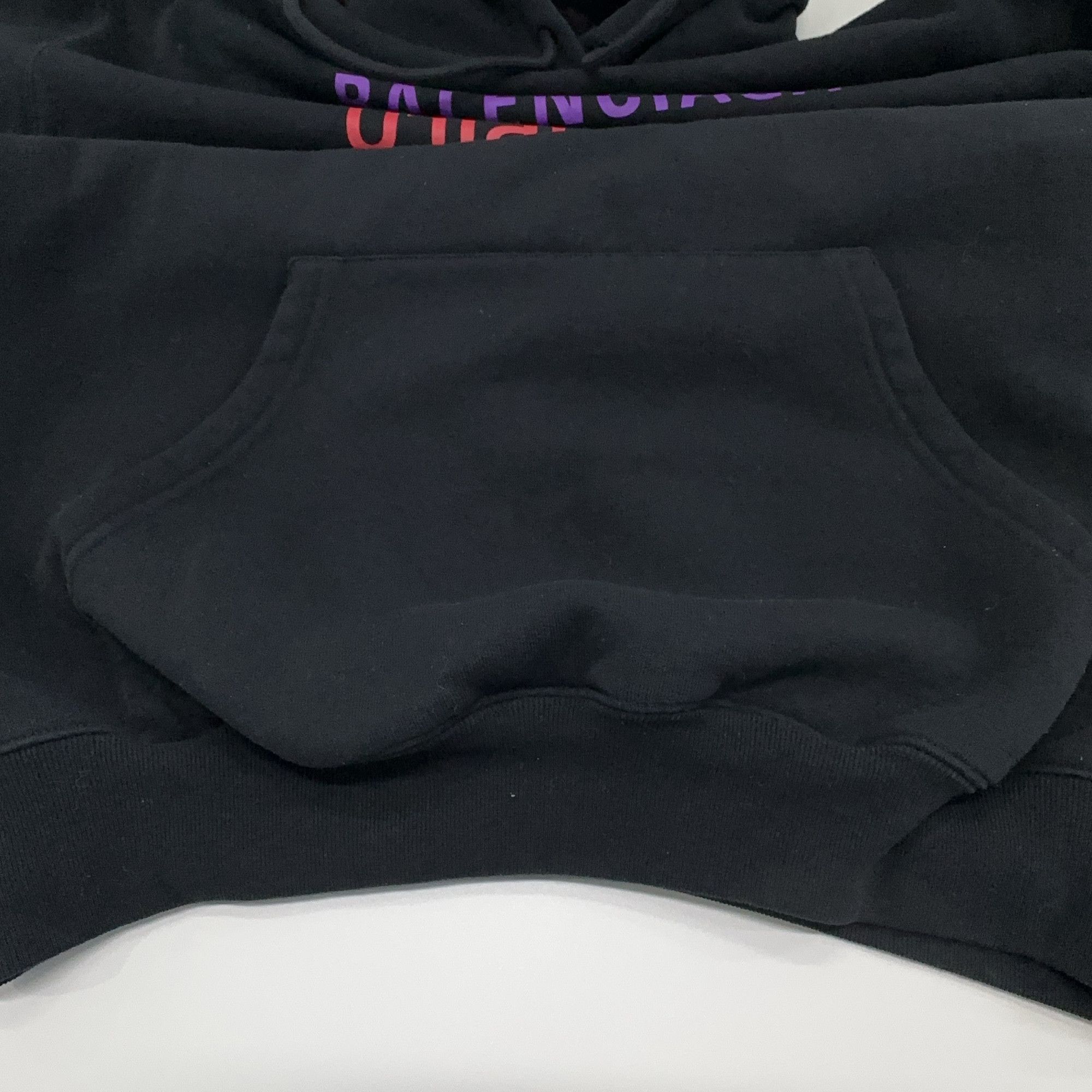 Balenciaga Balenciaga Multi-Language Logo Hoodie Size XS Size XS / US 0-2 / IT 36-38 - 11 Thumbnail