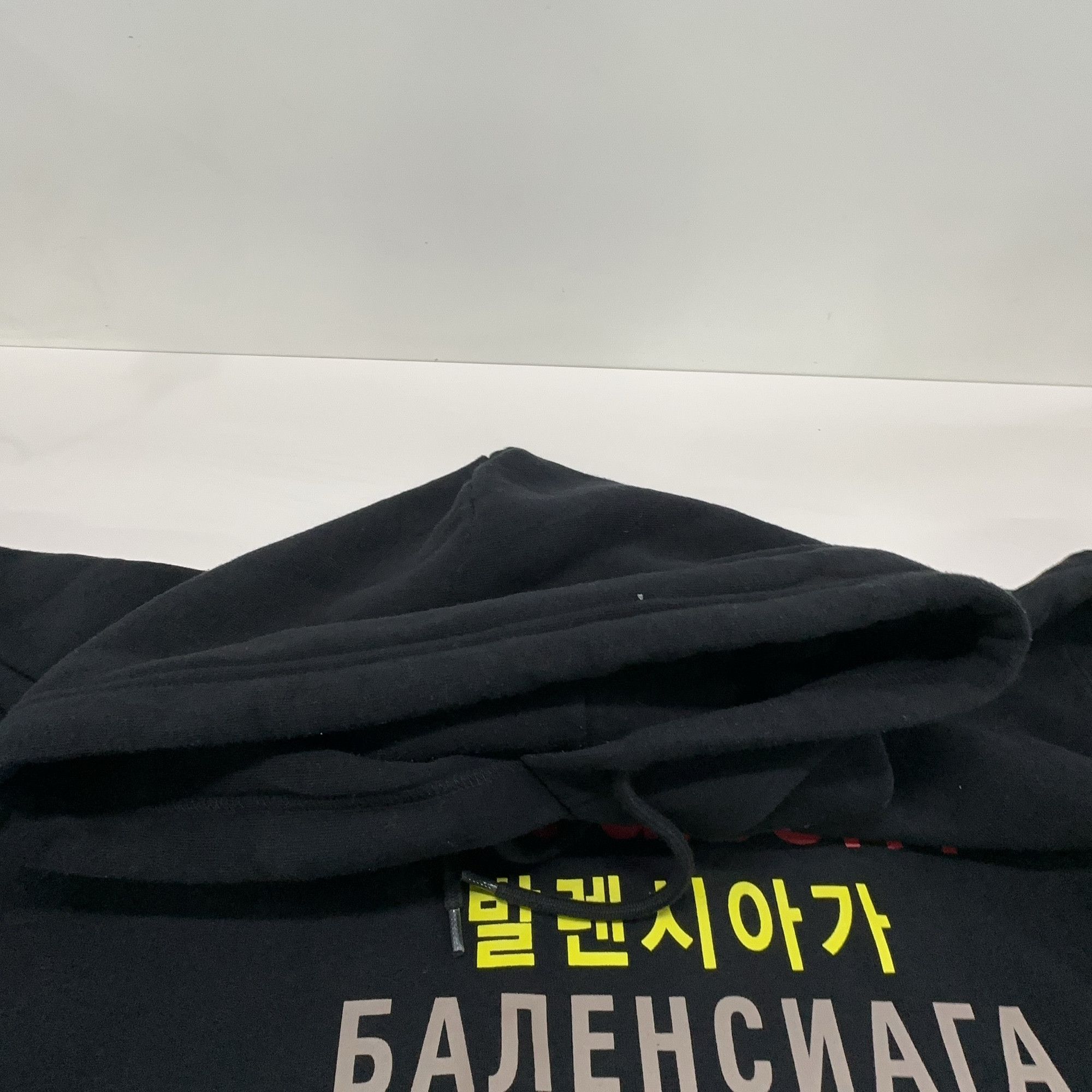 Balenciaga Balenciaga Multi-Language Logo Hoodie Size XS Size XS / US 0-2 / IT 36-38 - 8 Thumbnail