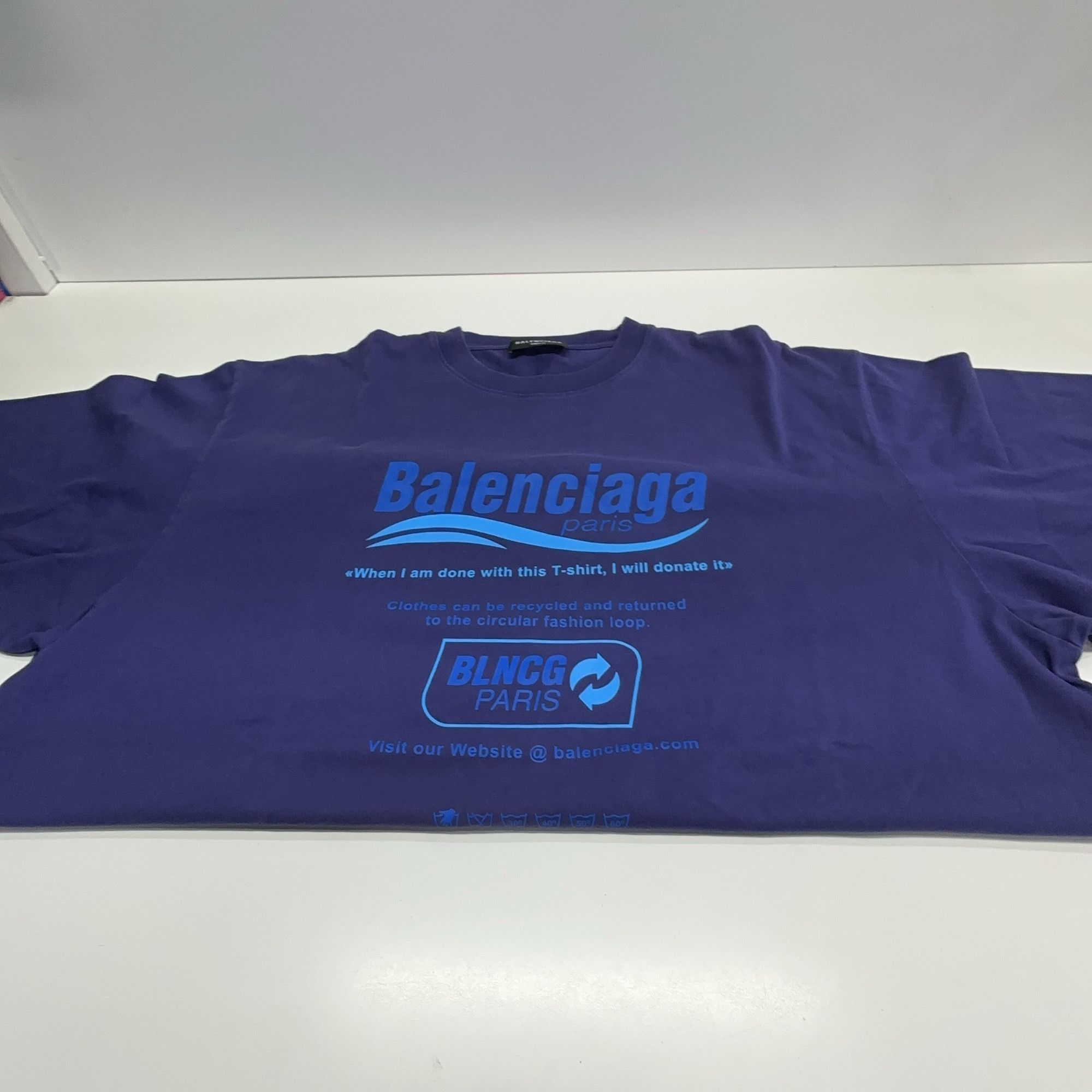 Balenciaga Balenciaga Dry Cleaning Print T-Shirt XS Size US XS / EU 42 / 0 - 7 Thumbnail