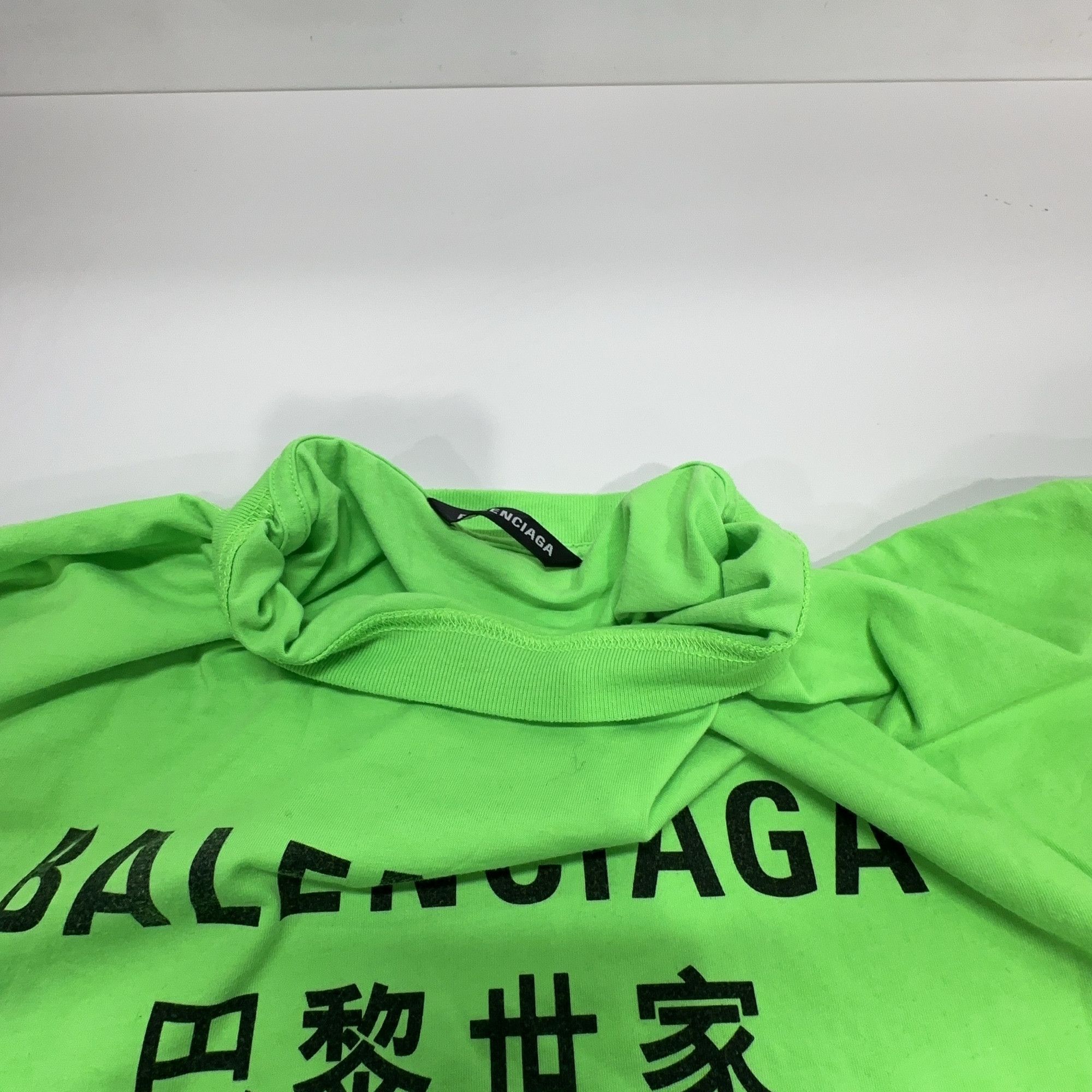Balenciaga Balenciaga Languages Logo T-Shirt XS Size US XS / EU 42 / 0 - 6 Thumbnail