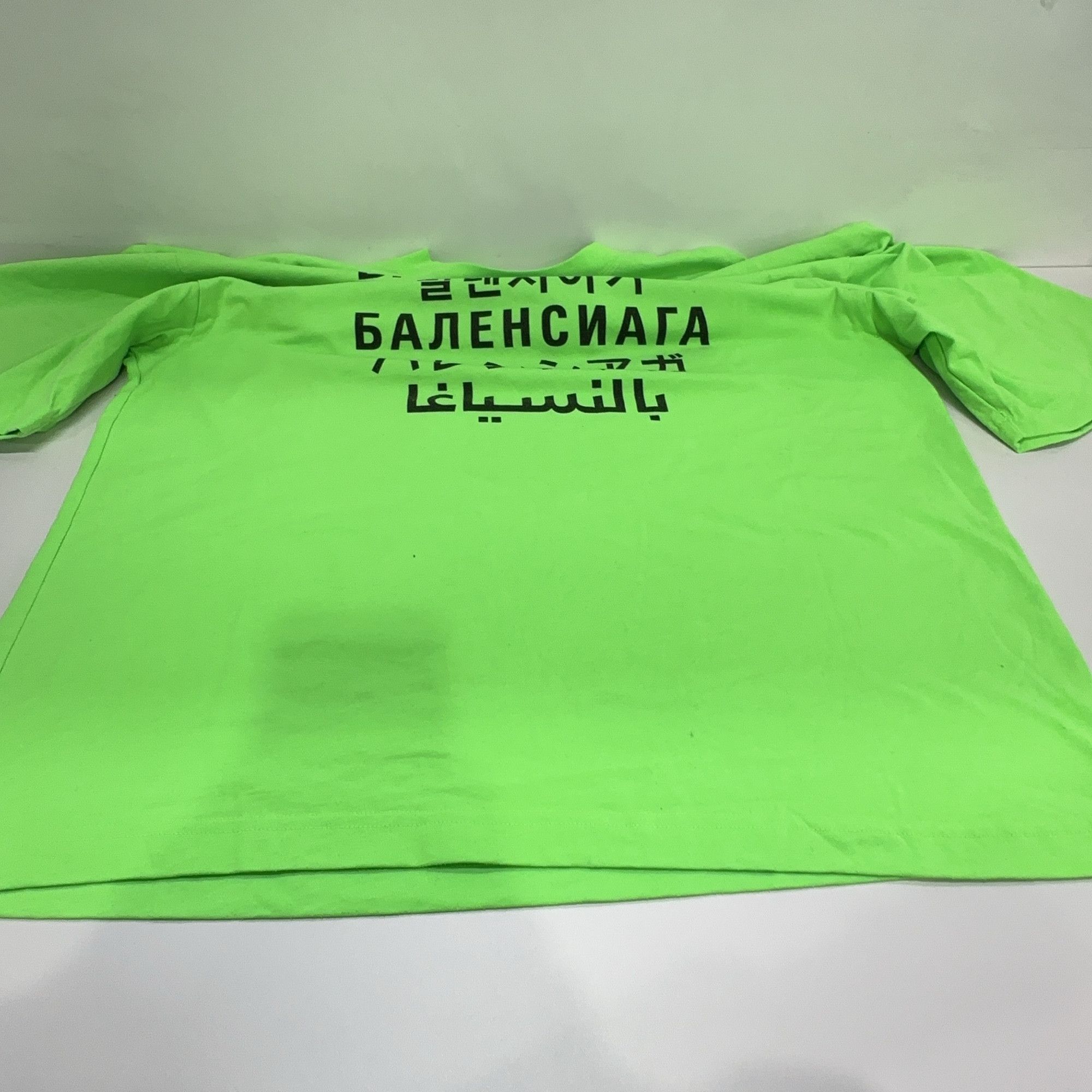 Balenciaga Balenciaga Languages Logo T-Shirt XS Size US XS / EU 42 / 0 - 8 Thumbnail