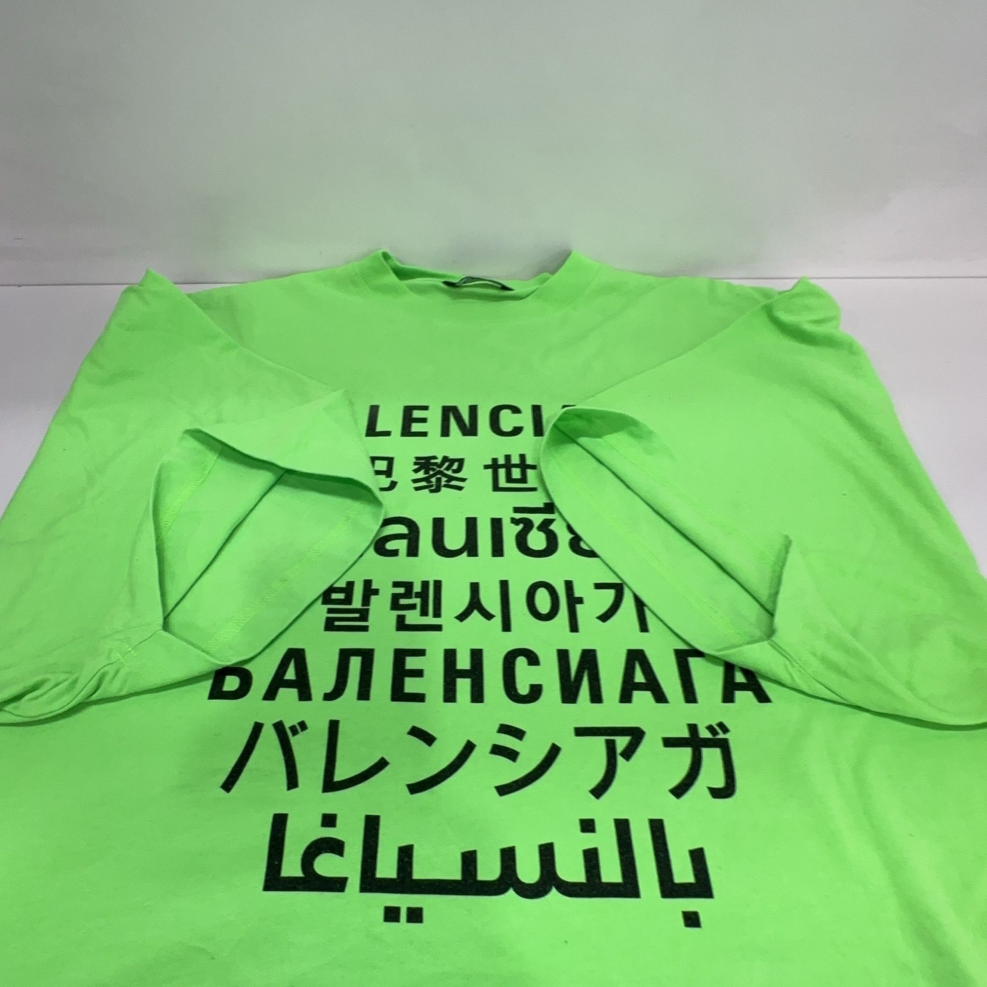 Balenciaga Balenciaga Languages Logo T-Shirt XS Size US XS / EU 42 / 0 - 10 Thumbnail