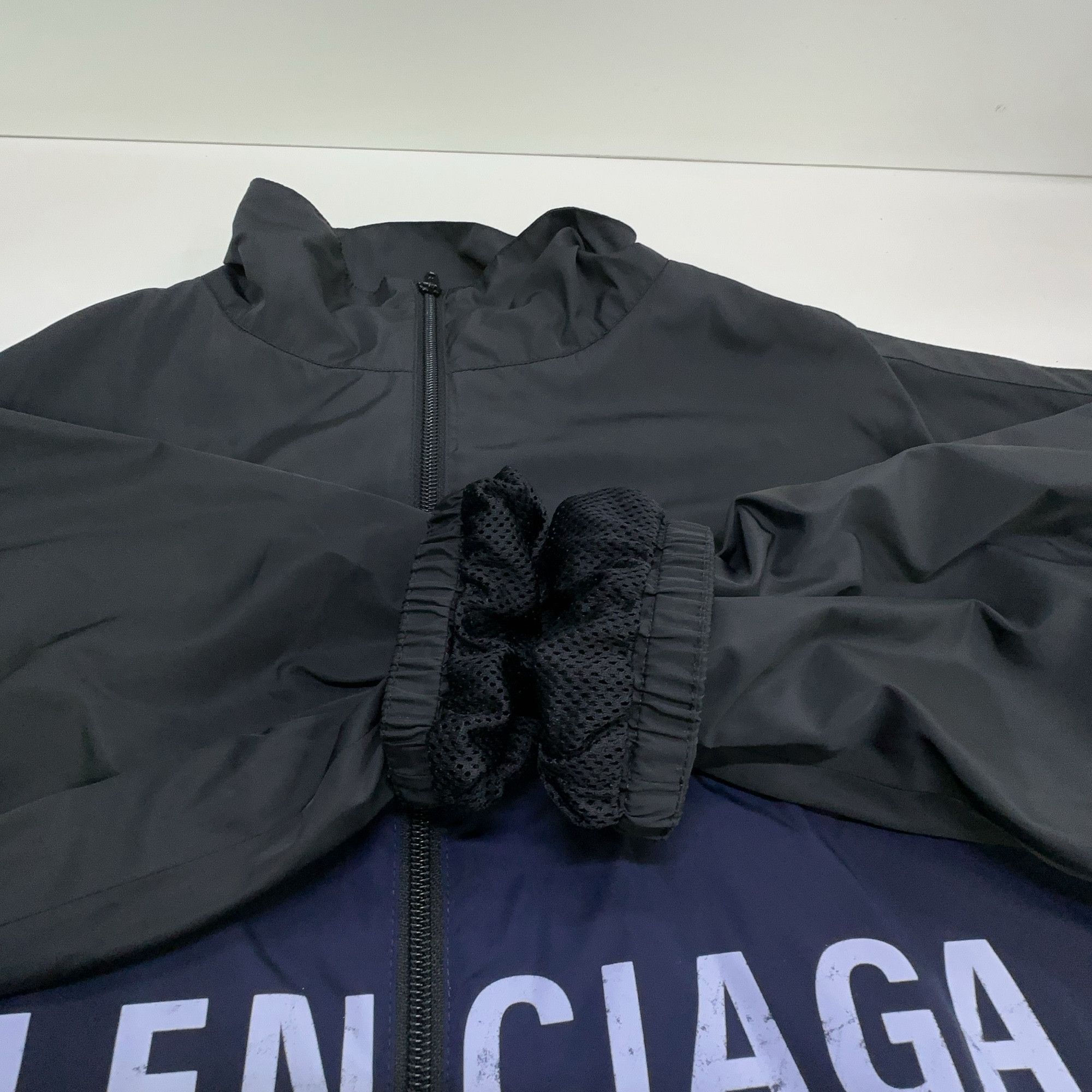 Balenciaga Balenciaga Logo Colorblock Track Jacket XS Size XS / US 0-2 / IT 36-38 - 8 Thumbnail