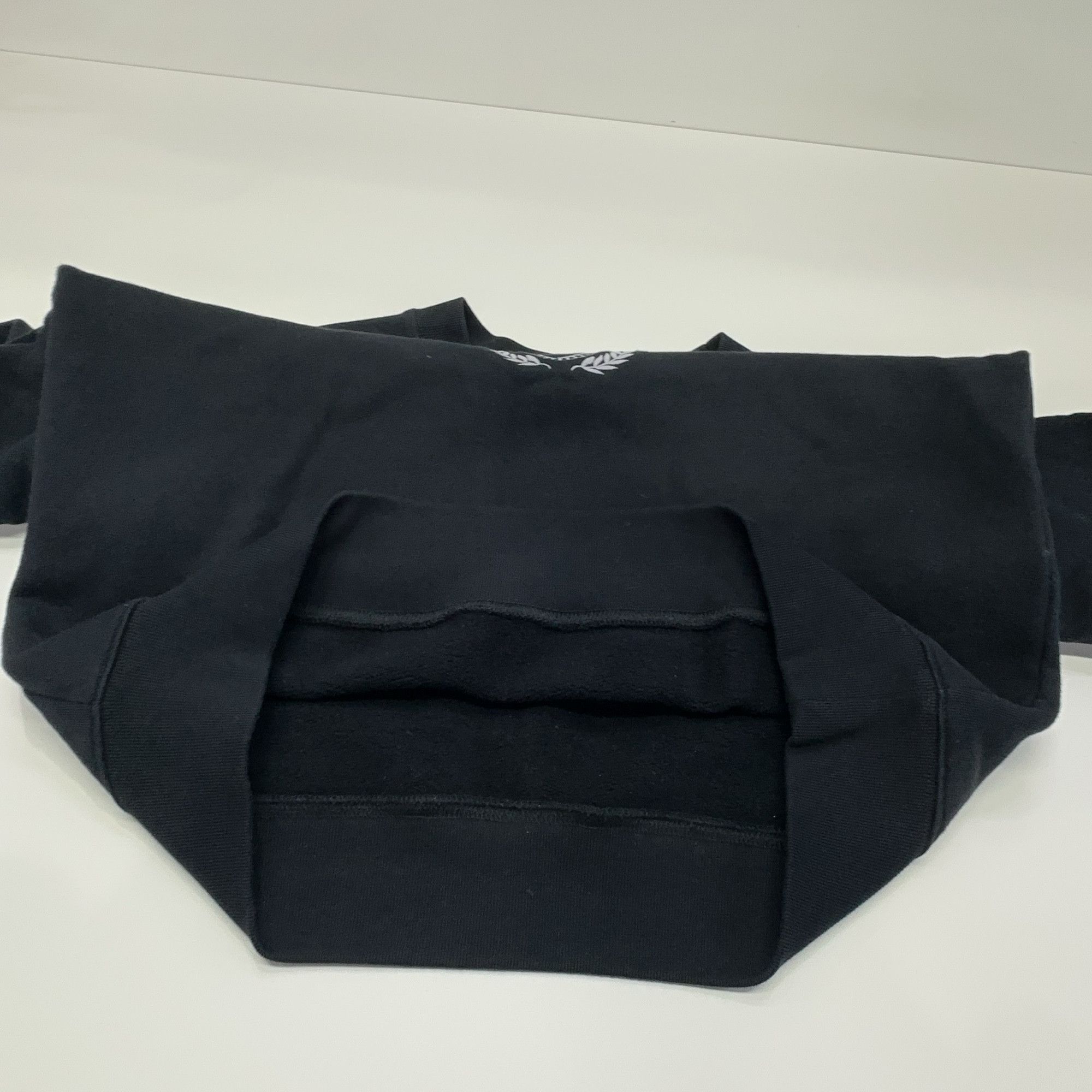 Balenciaga Balenciaga Paris Crest Embroidery Sweatshirt XS Size US XS / EU 42 / 0 - 8 Thumbnail