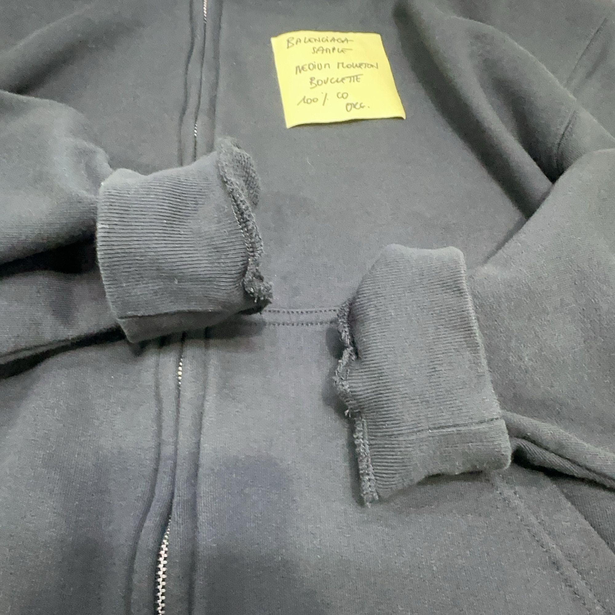 Balenciaga Balenciaga SS23 Solid Zip-Up Hoodie XS Size US XS / EU 42 / 0 - 8 Thumbnail