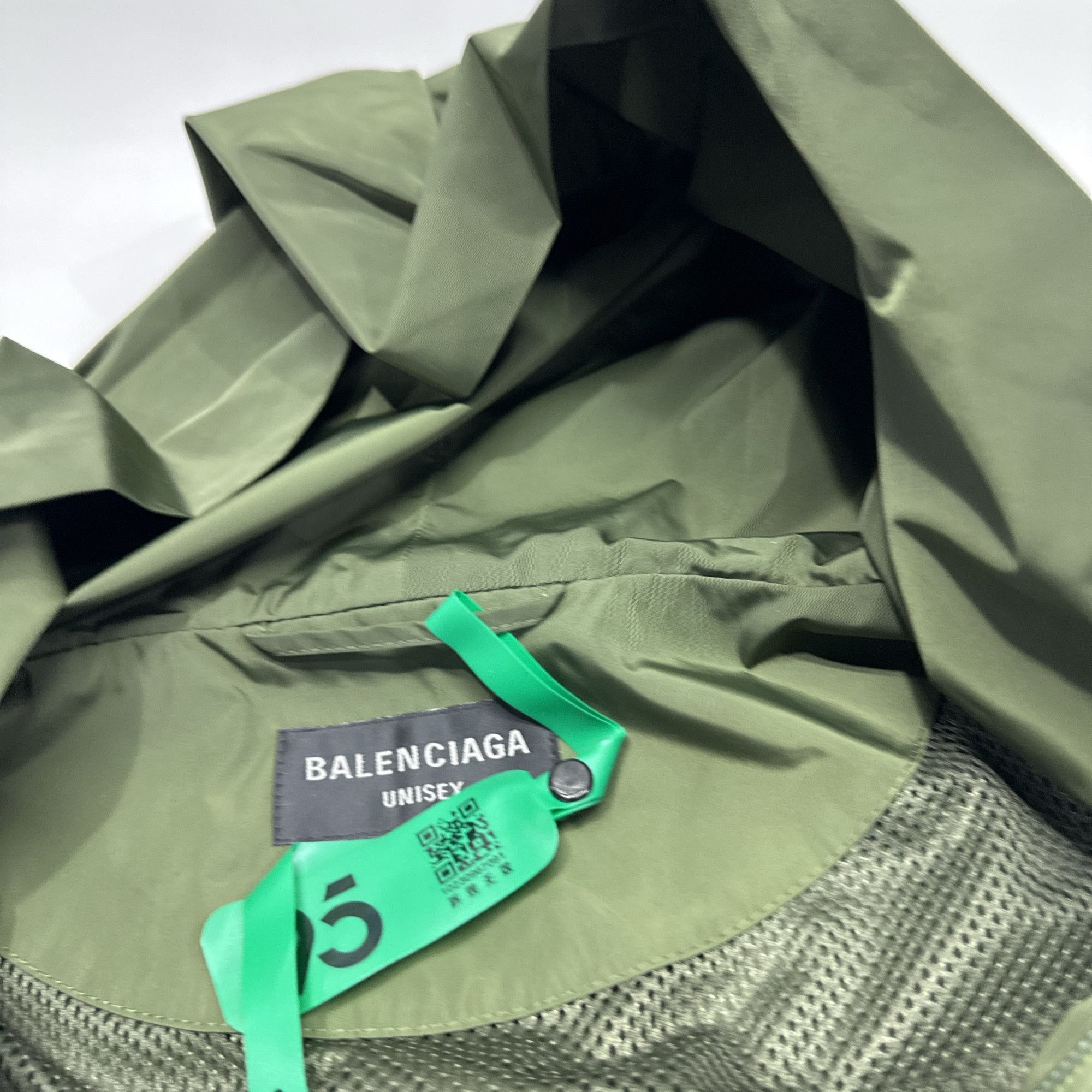 Balenciaga Balenciaga Logo Back FW23 Zip-up Hooded Jacket Size 1 Size US S / EU 44-46 / 1 - 6 Thumbnail