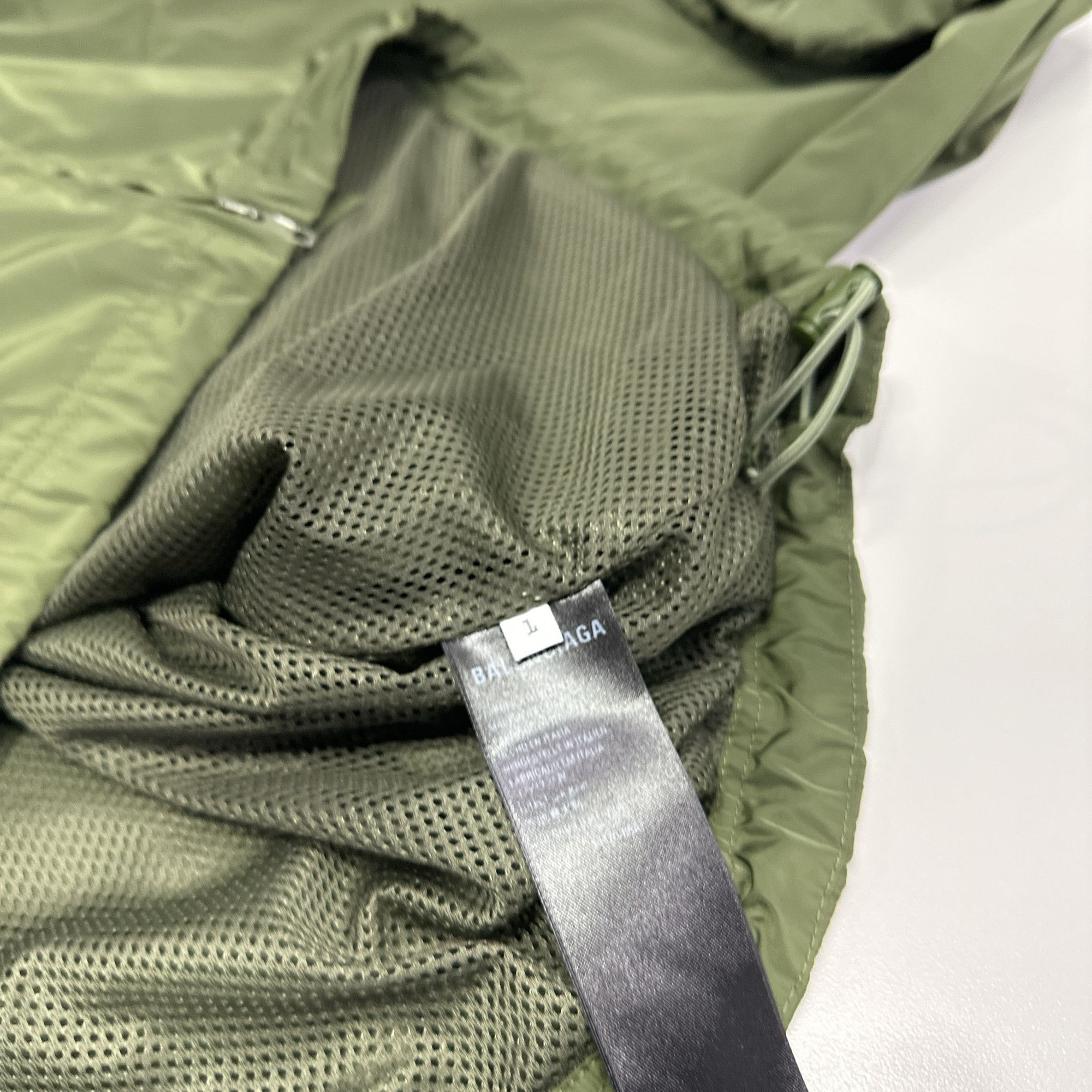 Balenciaga Balenciaga Logo Back FW23 Zip-up Hooded Jacket Size 1 Size US S / EU 44-46 / 1 - 5 Thumbnail